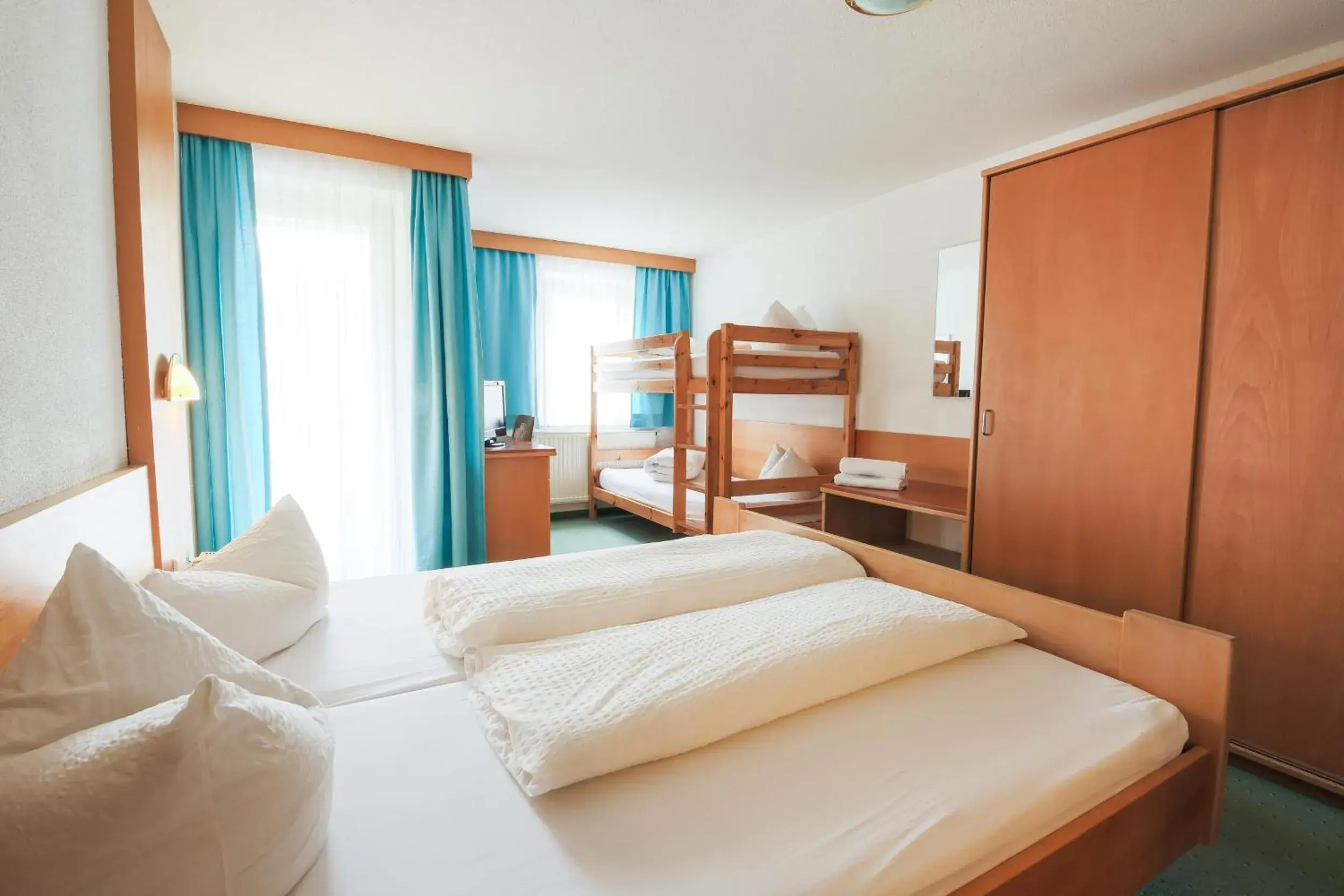 Family Room in Hotel Tia Monte Family Room in Hotel Tia Monte