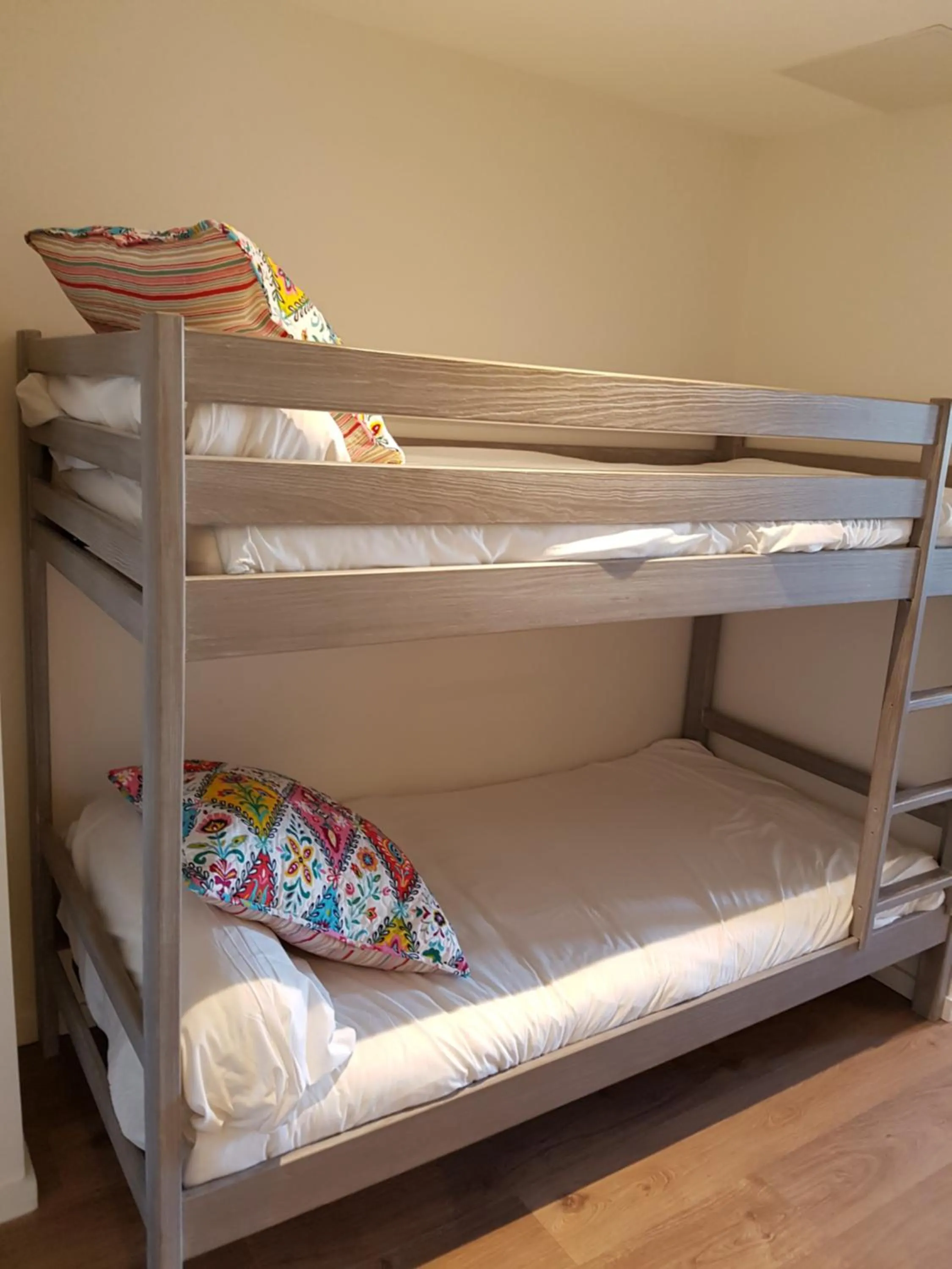 children, Bed in Hôtel Résidence Bergara