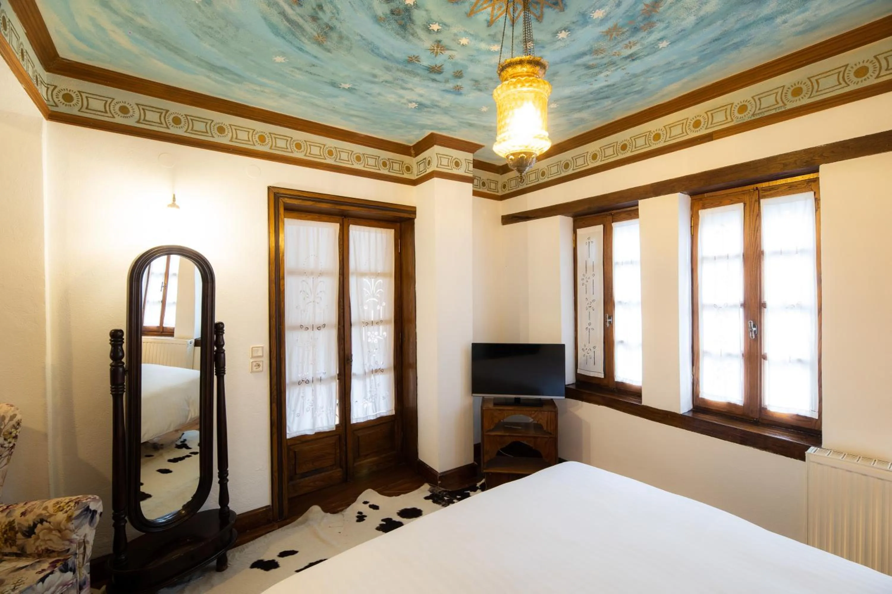 Bed in Archontiko Naoumidi