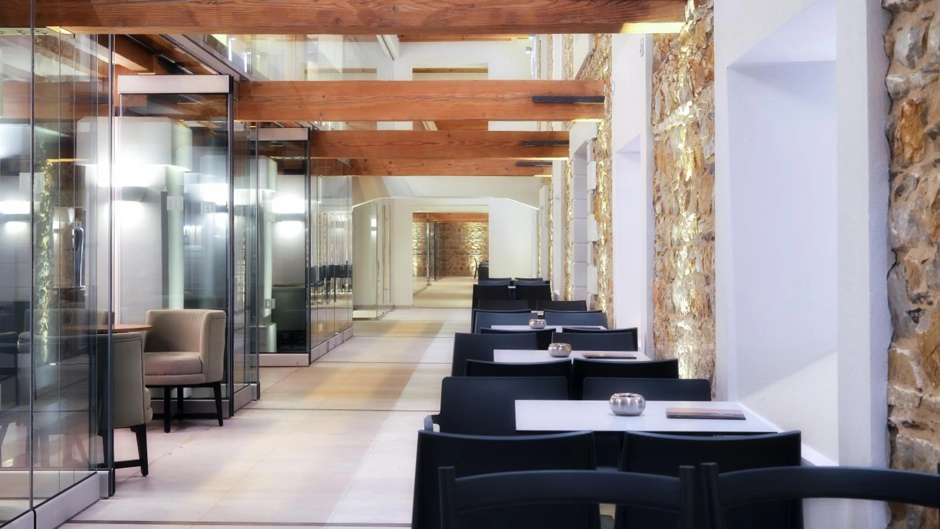 Area and facilities in Hydrama Grand Hotel