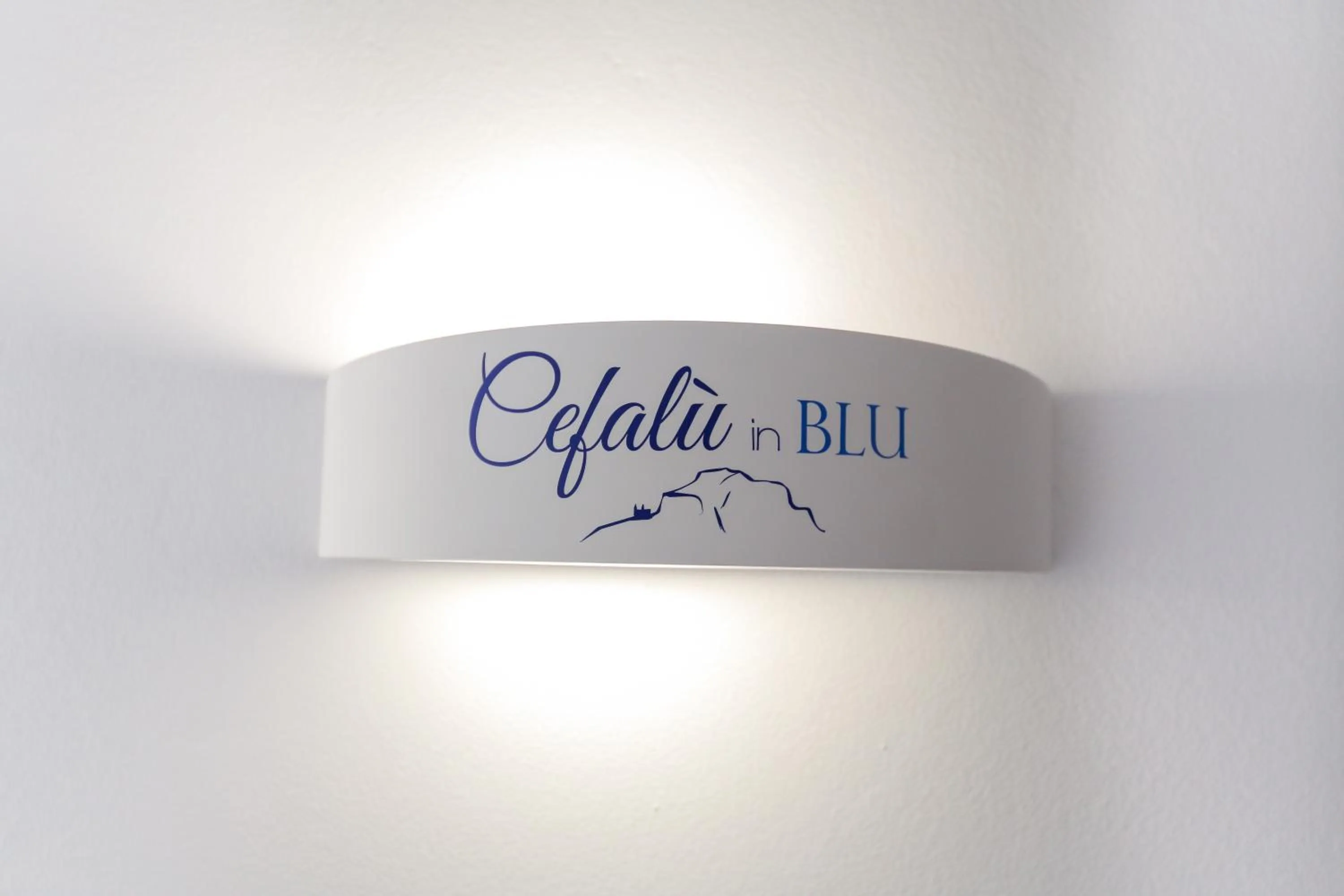 Decorative detail in Cefalu in Blu