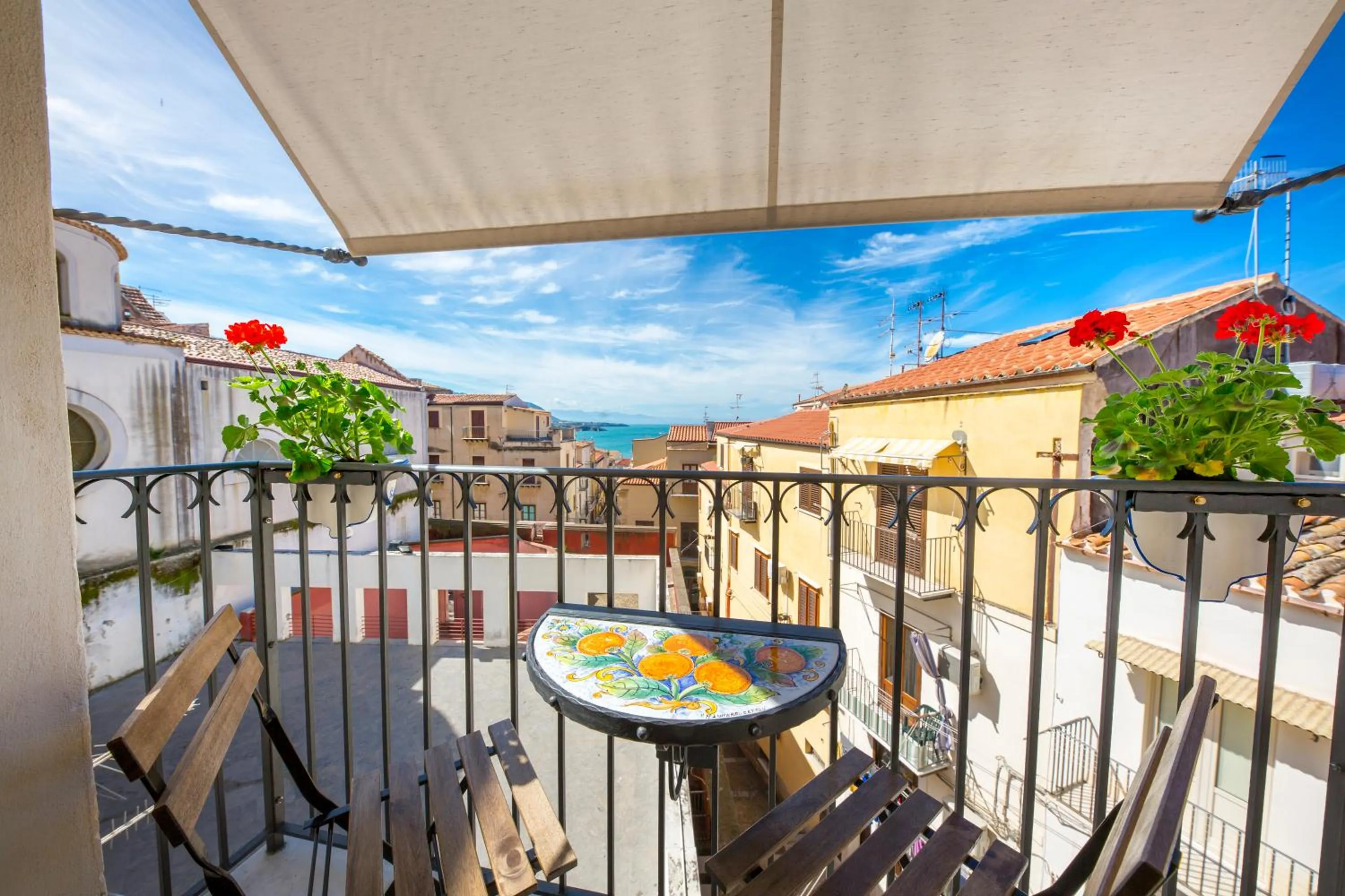 Sea view in Cefalu in Blu