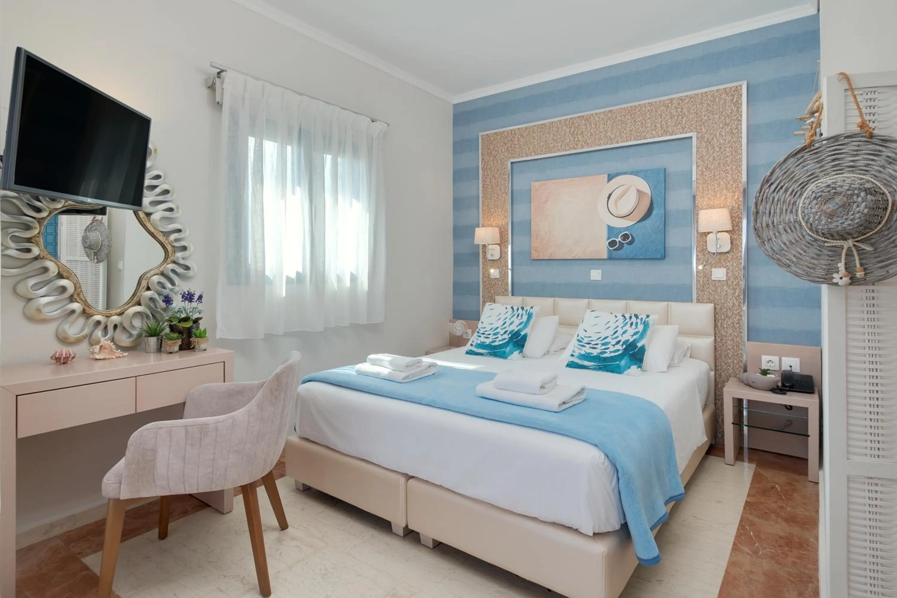Bedroom, Bed in Pyrgos Beach Hotel Apartments