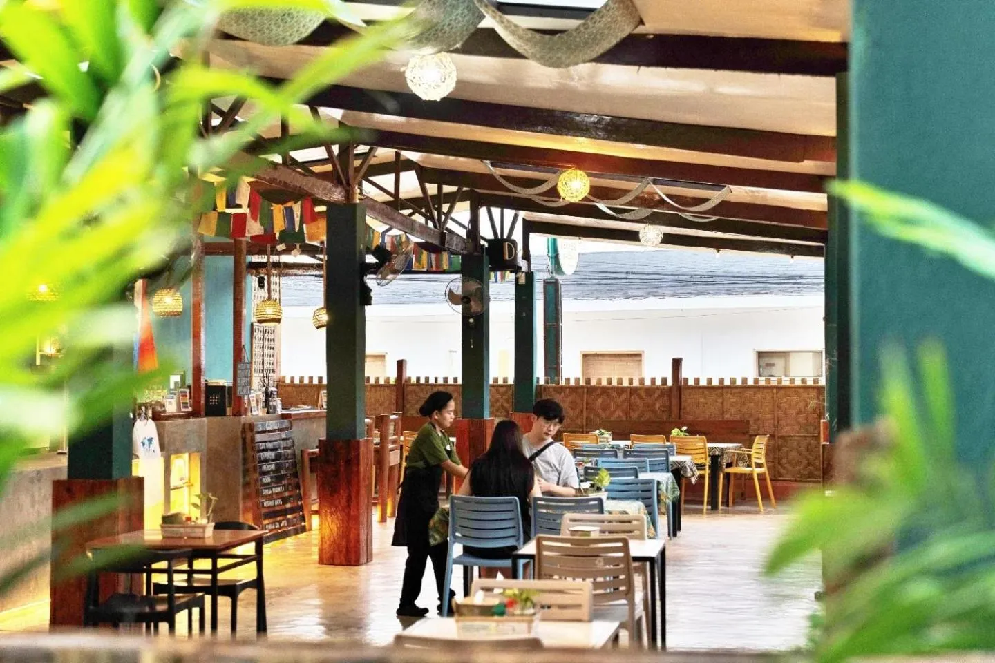 Restaurant/places to eat in Alona Pawikan