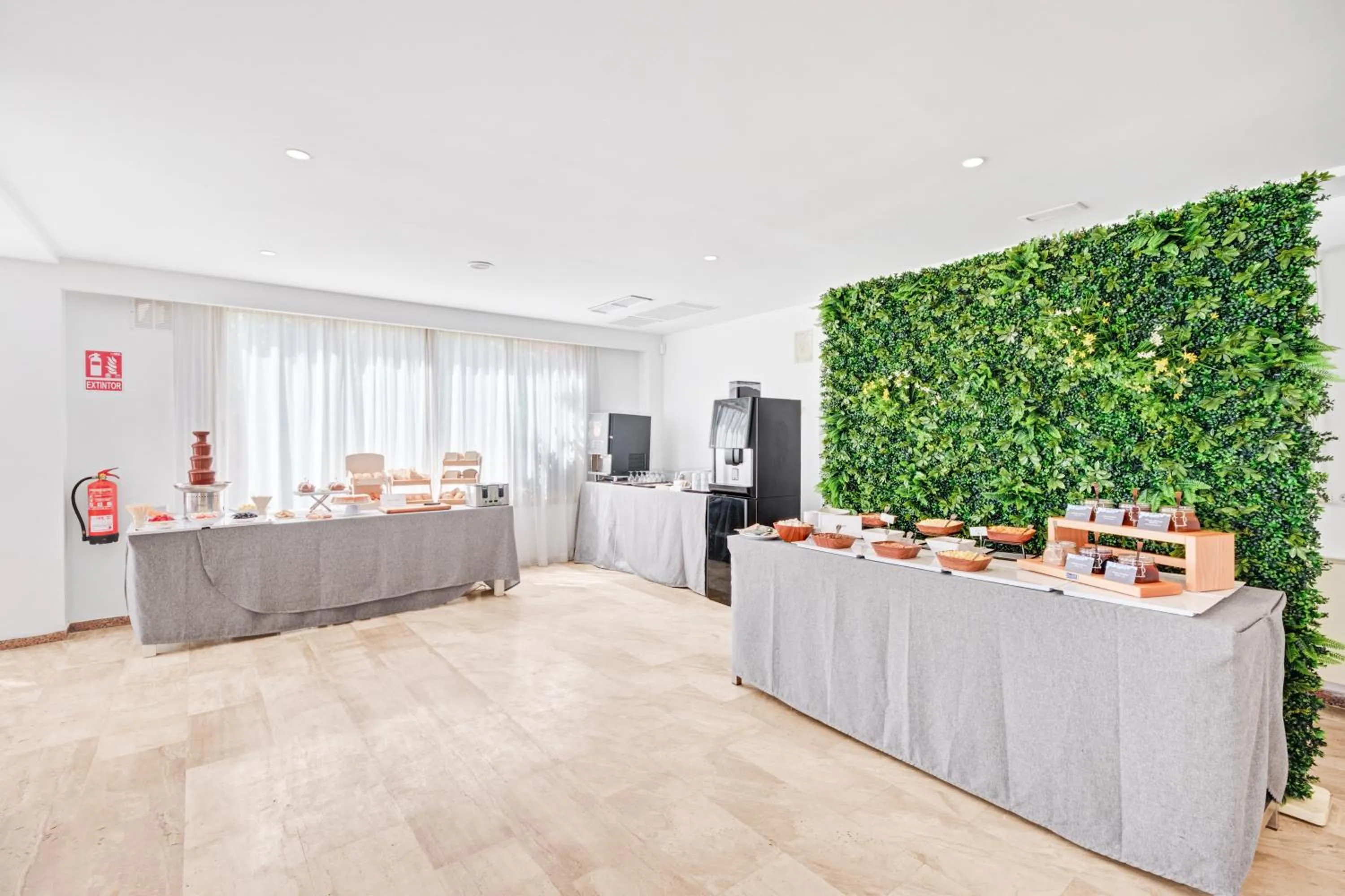 Food and drinks in Hotel Ankaa - Adults Only