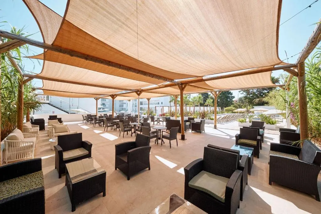 Patio in Hotel Ankaa - Adults Only