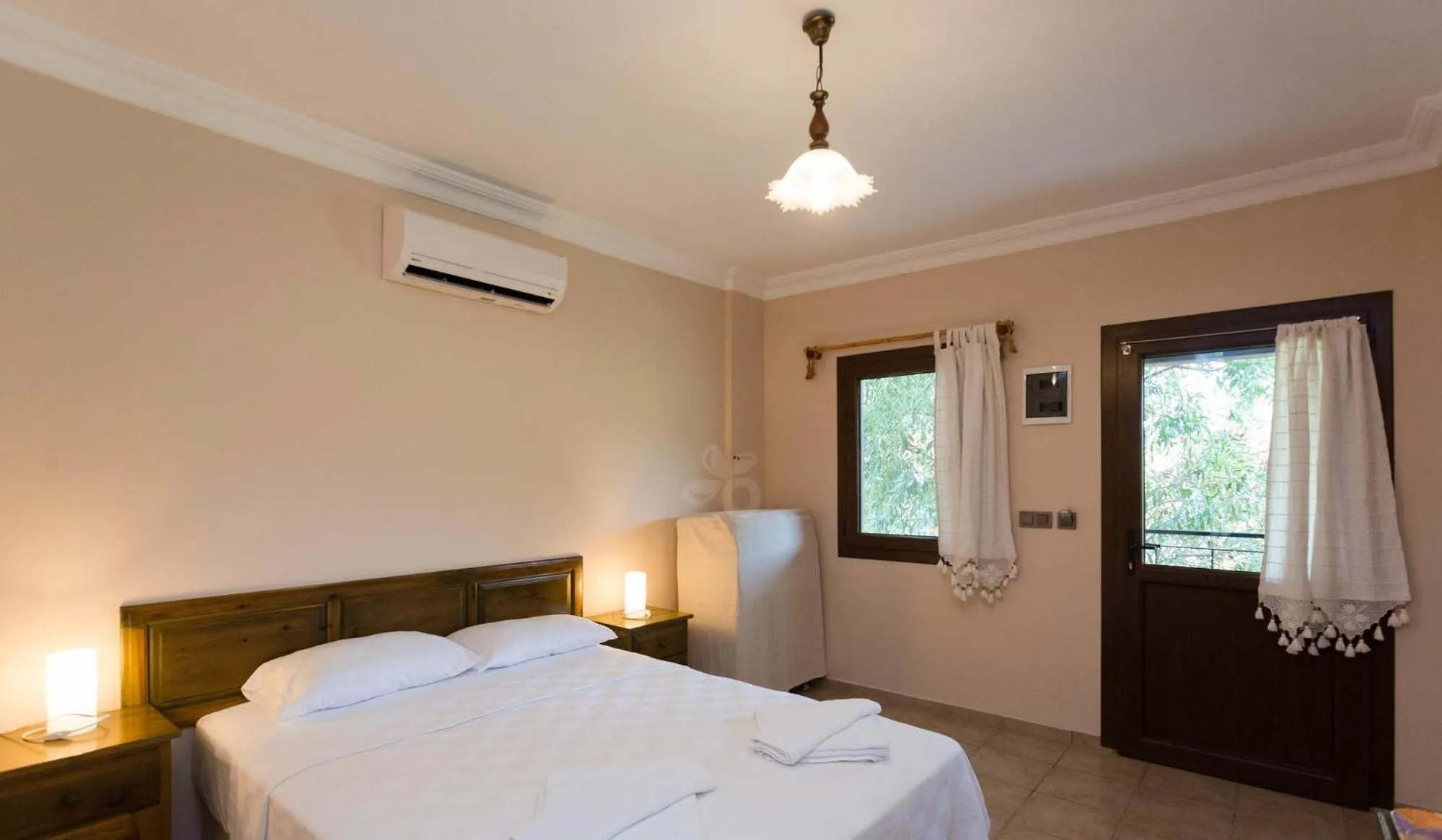 Bed in Sedir Resort - Hotel Rooms, Bungalows & Suites