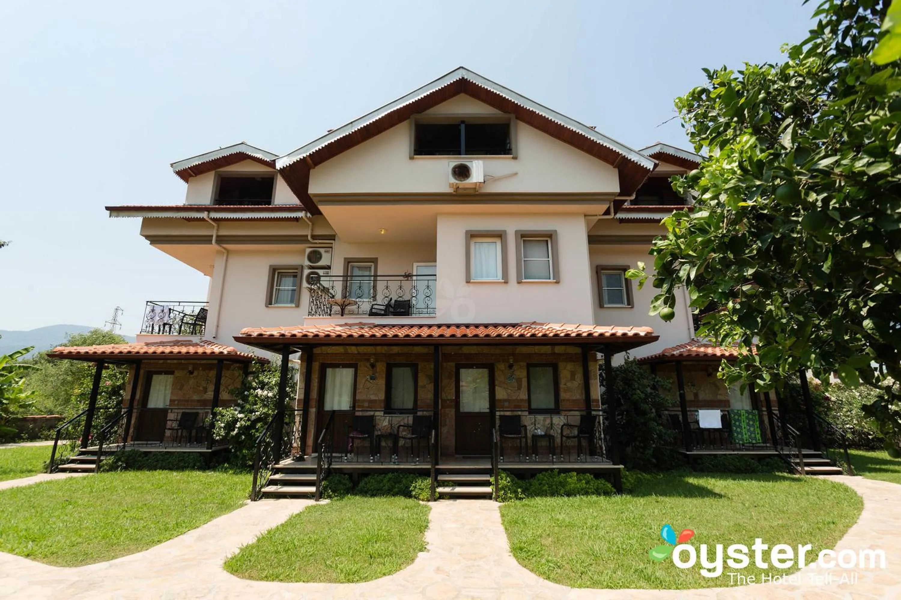 Property building in Sedir Resort - Hotel Rooms, Bungalows & Suites