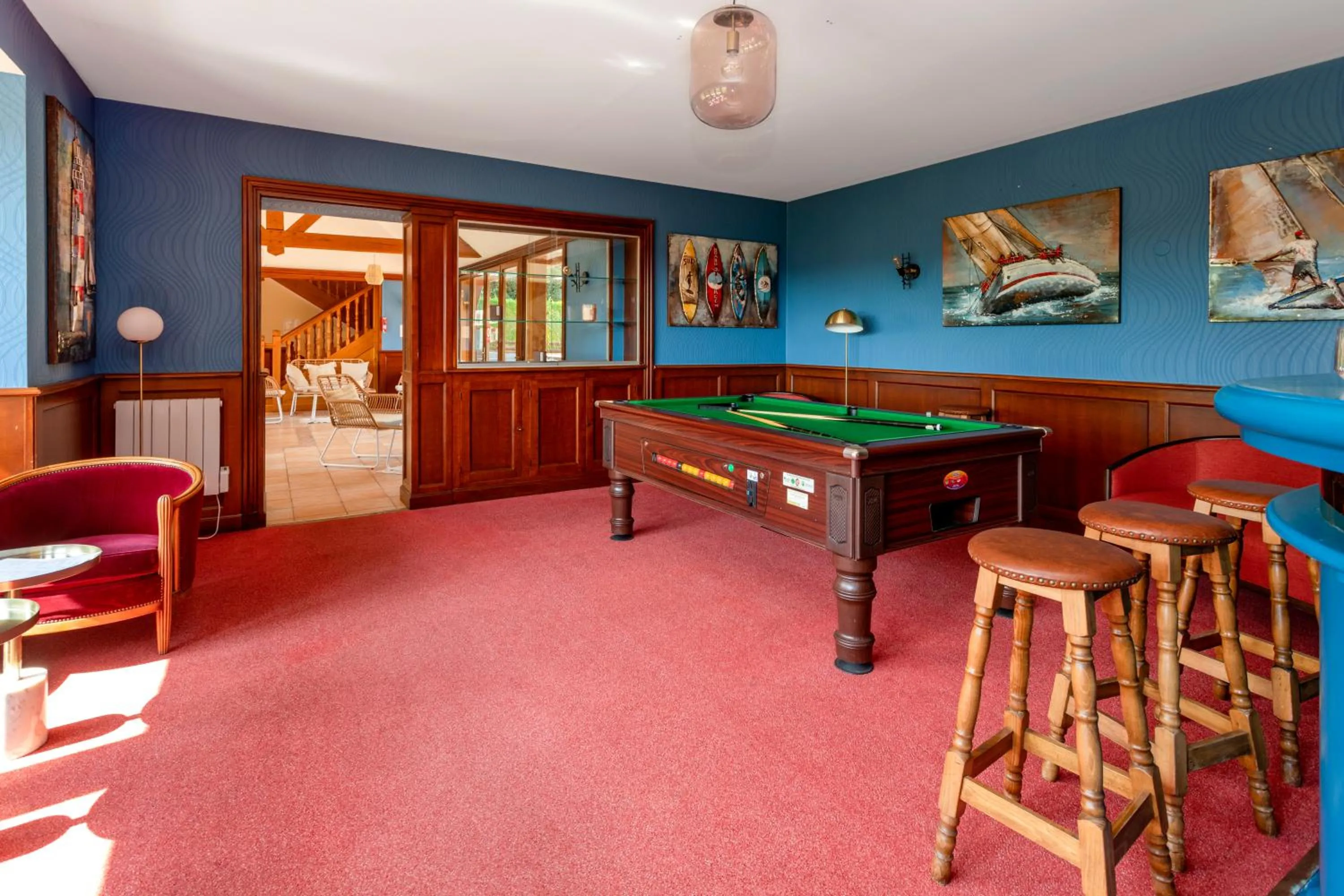 Billiard in Hôtel Le Romantica