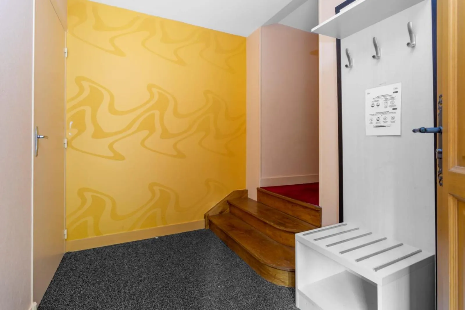 storage in Hôtel Le Romantica