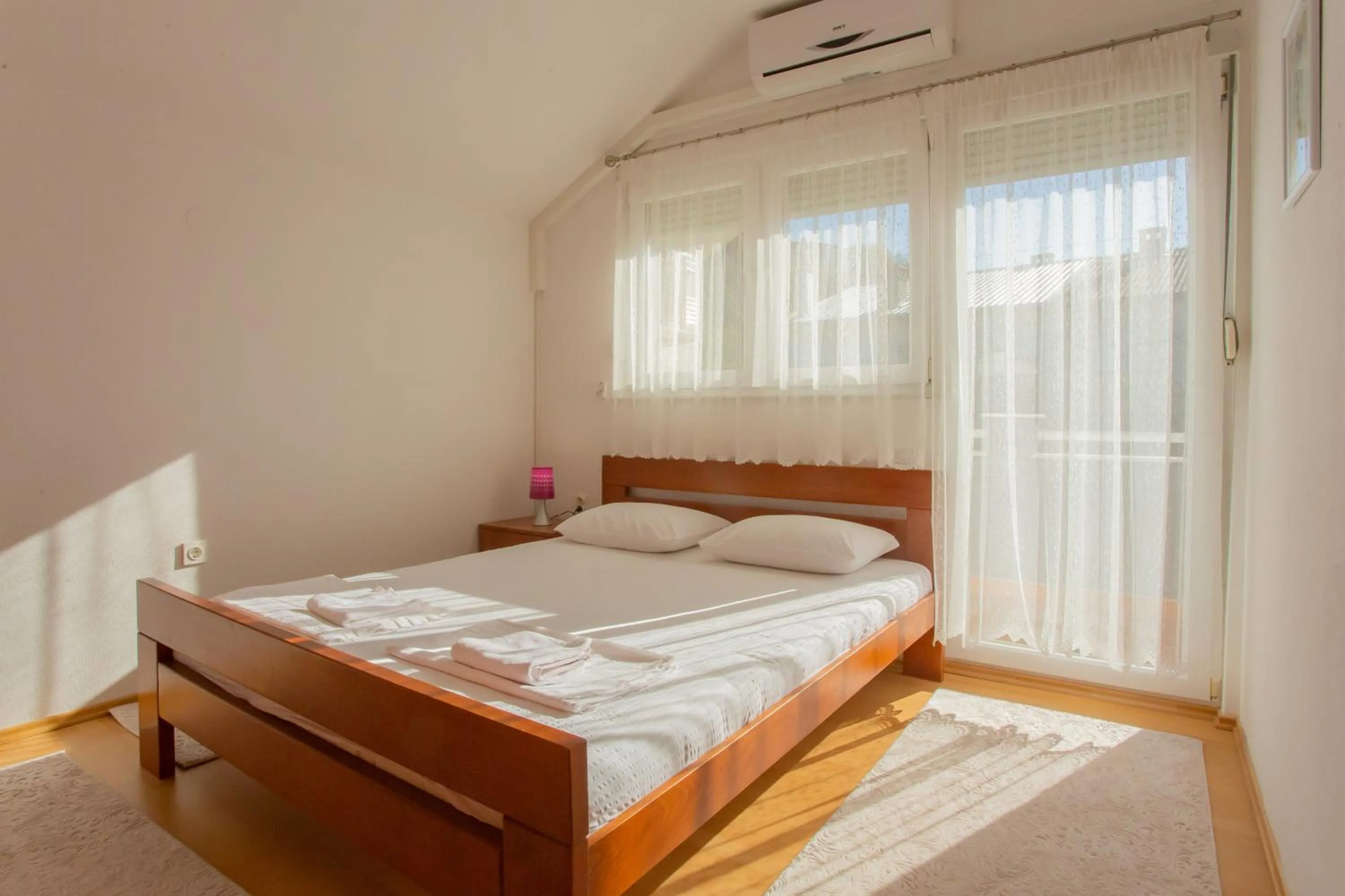 Bed in Guesthouse Aurora