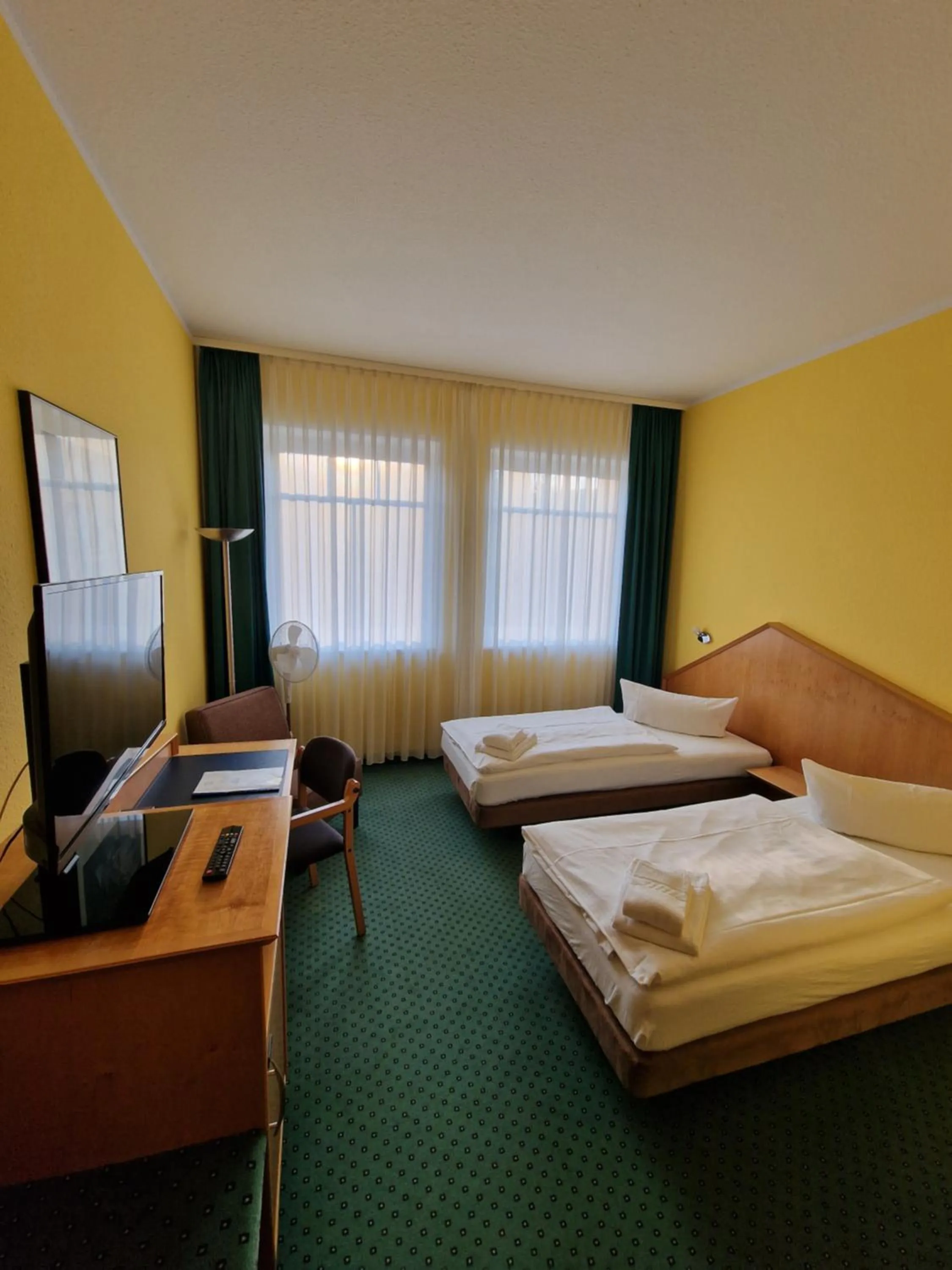 Photo of the whole room, Bed in Hotel A2