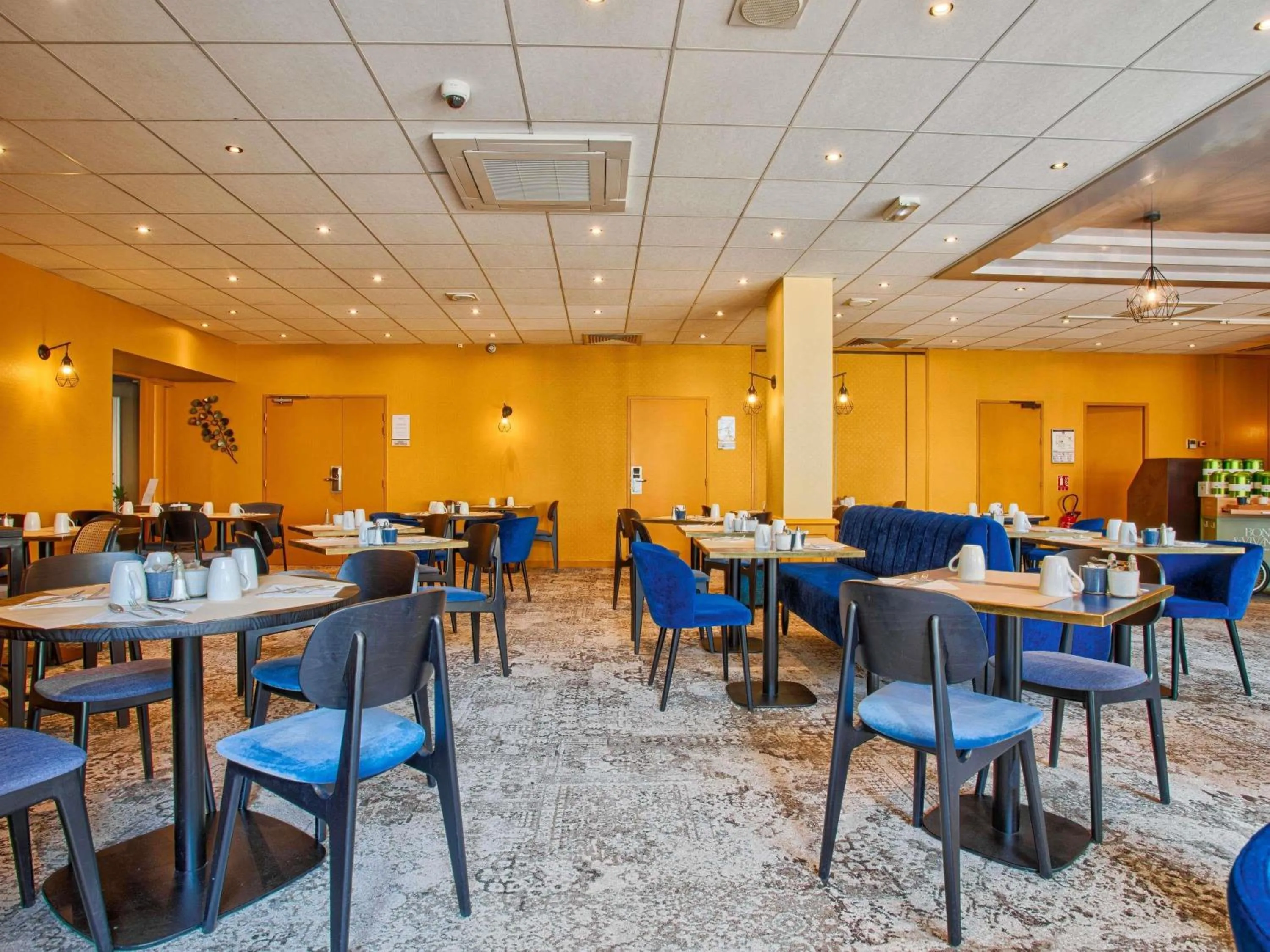 Breakfast in Mercure Trouville Sur Mer