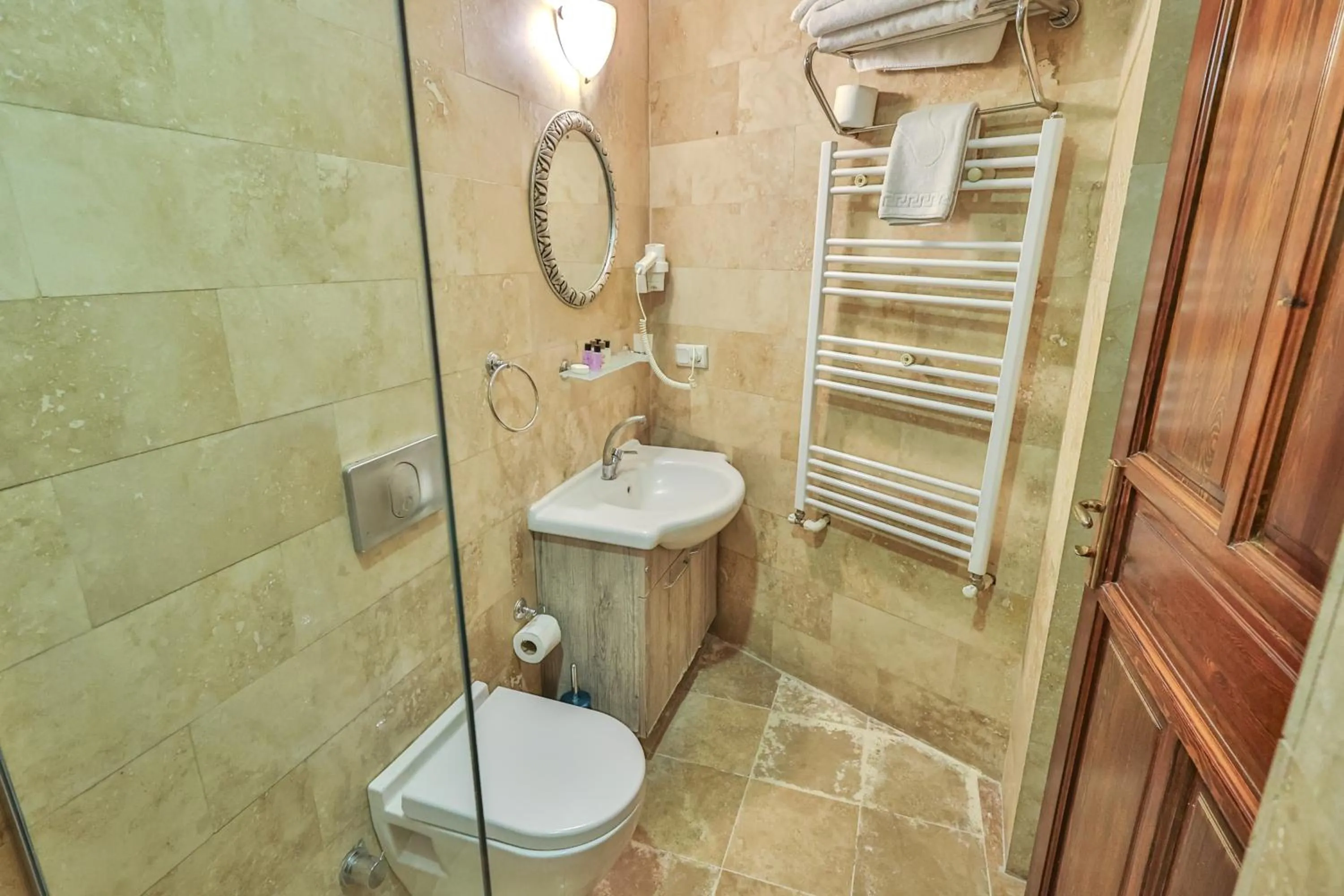 Bathroom in Bedrock Cave Hotel