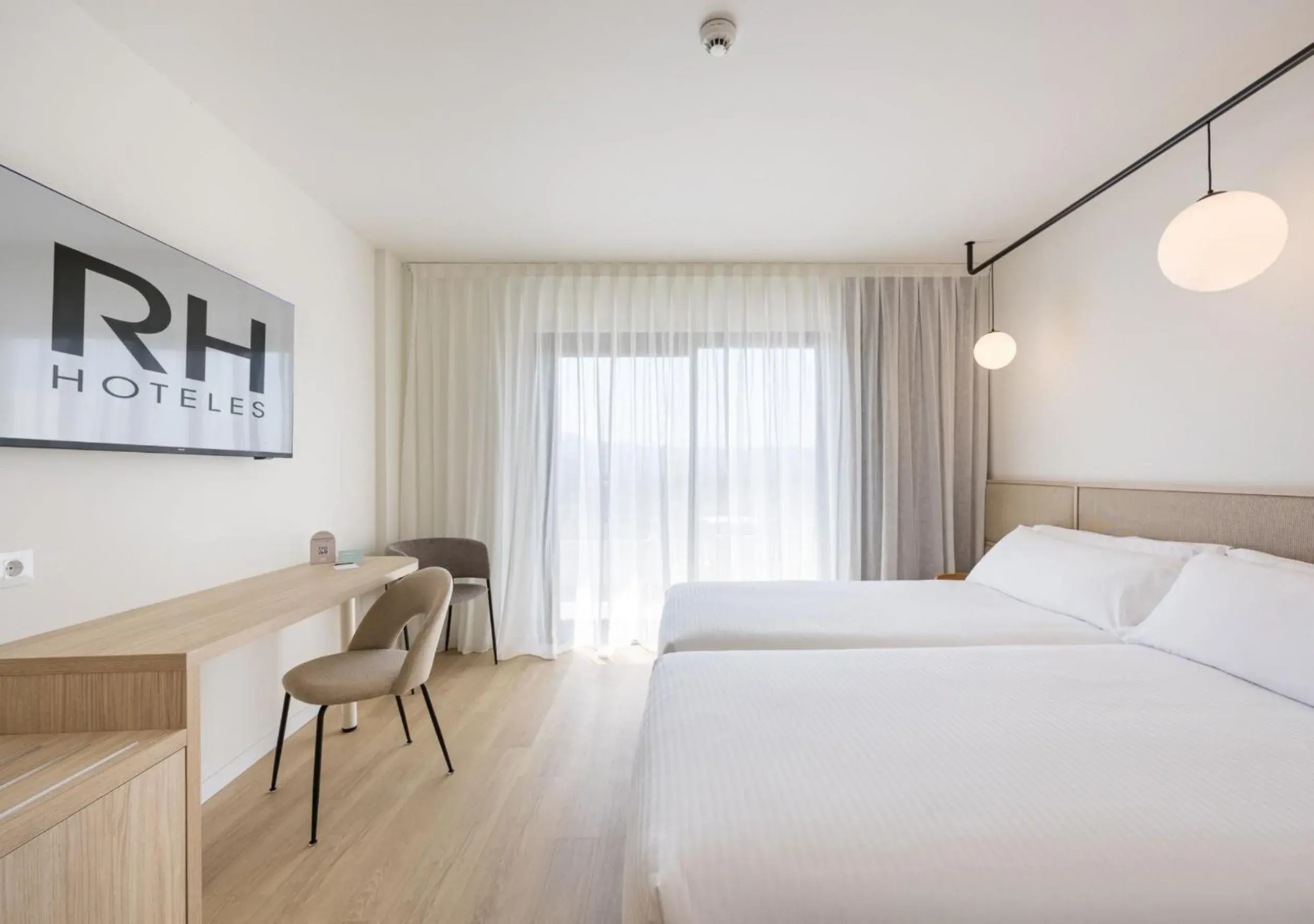 Double Room (1 Adult) - single occupancy in Hotel RH Arena - Todo Incluido Double Room (1 Adult) - single occupancy in Hotel RH Arena - Todo Incluido
