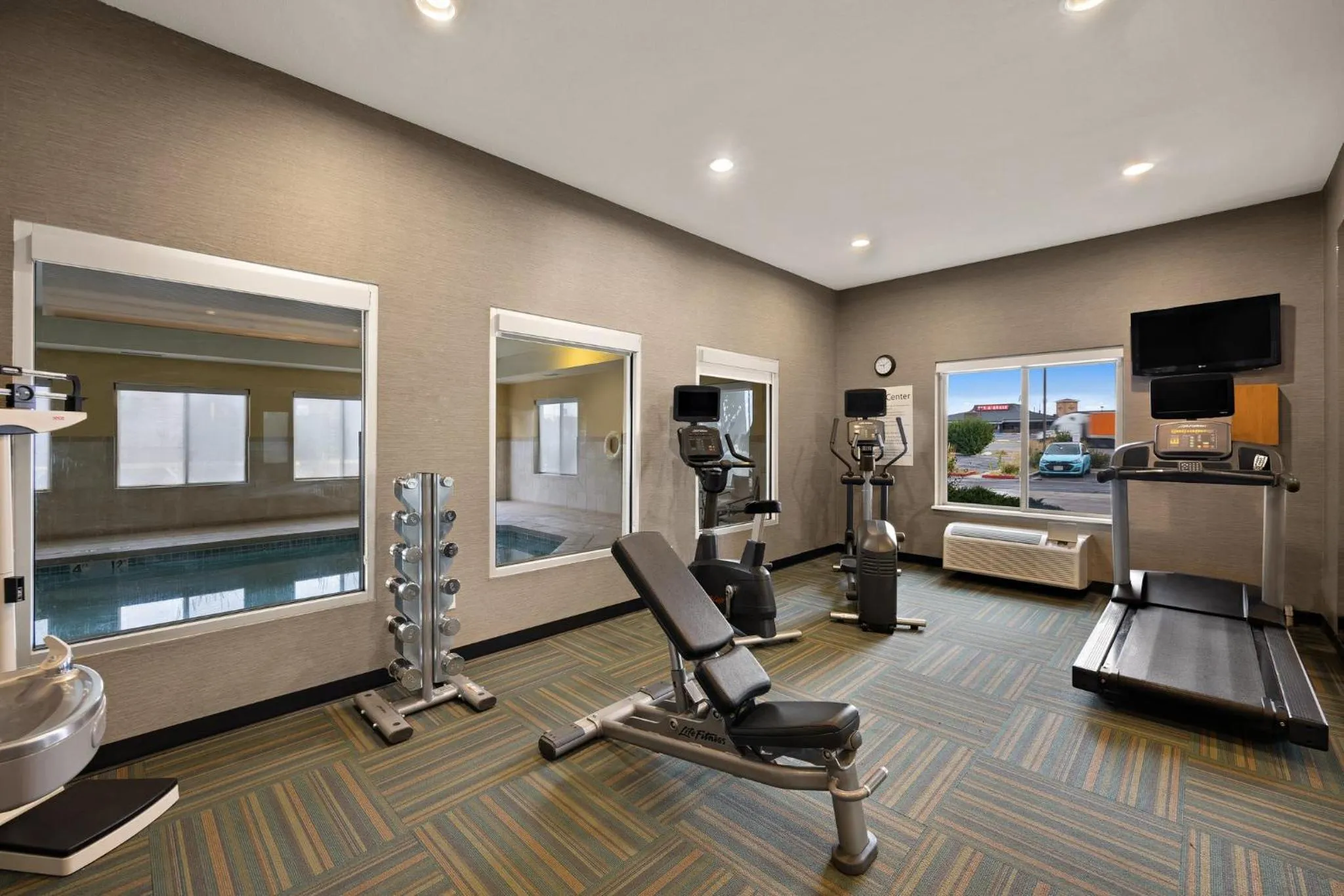 Fitness centre/facilities in Holiday Inn Express Hotel & Suites Limon I-70/Exit 359 by IHG