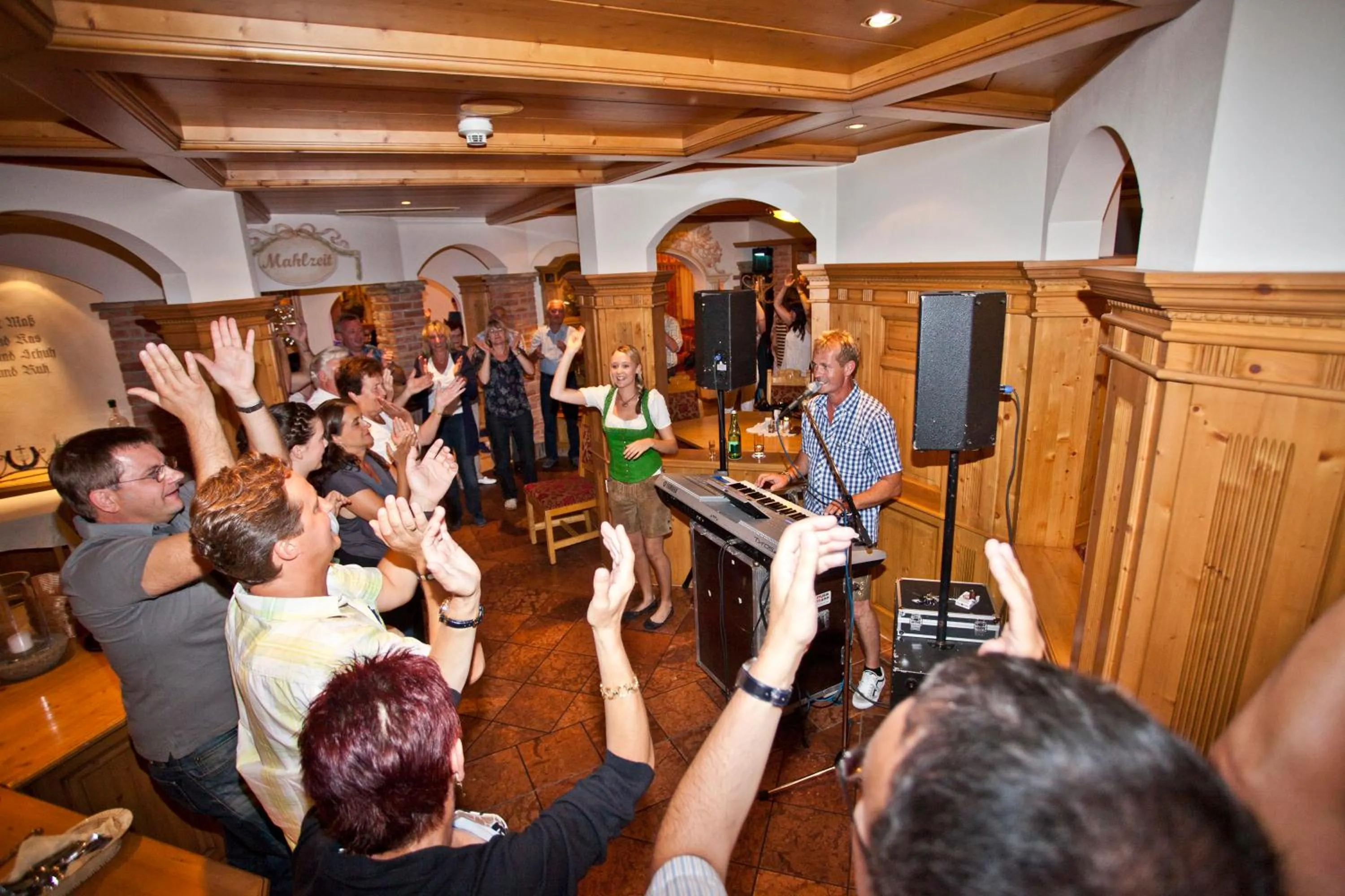 Evening entertainment in Landhotel Alpenhof Filzmoos