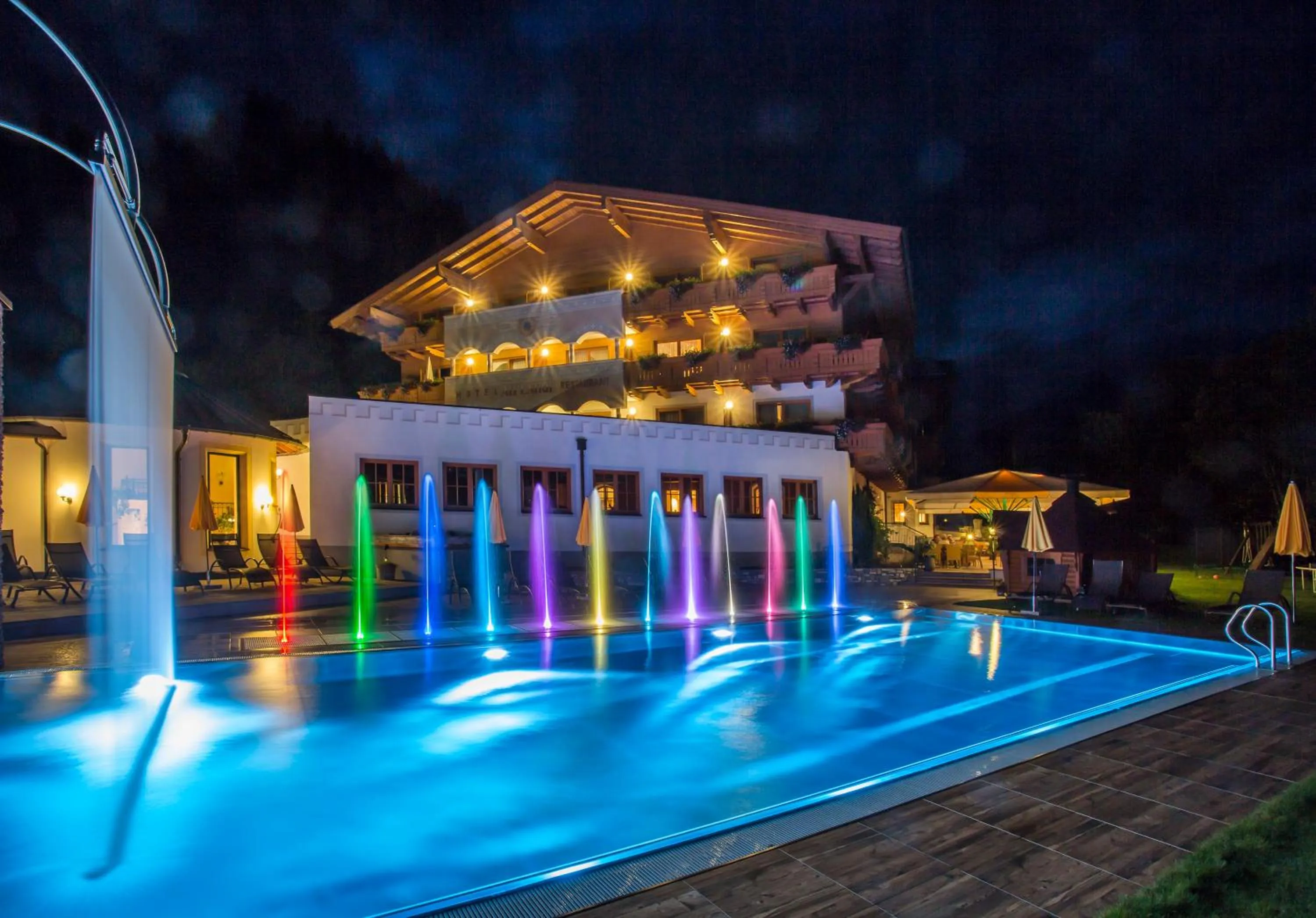 Property building in Landhotel Alpenhof Filzmoos