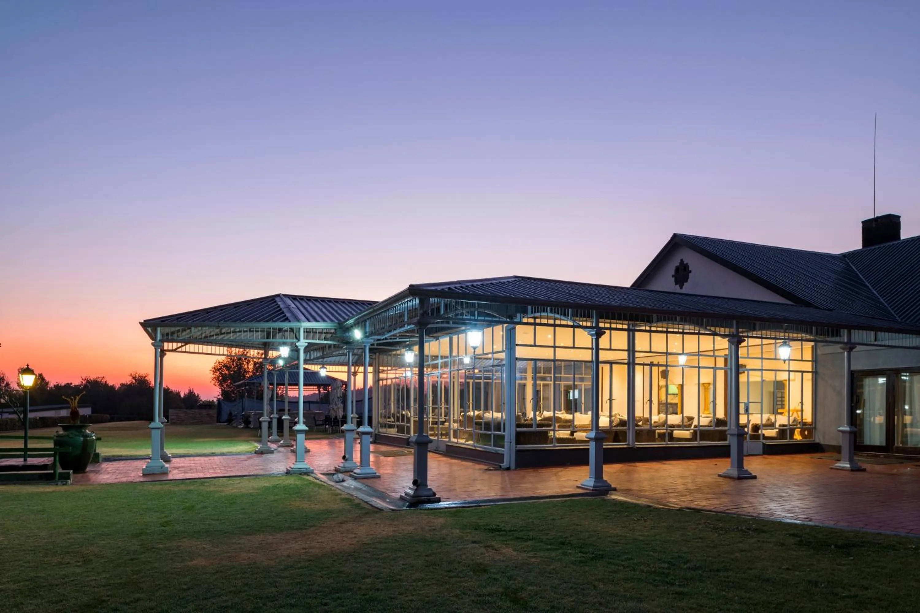 Property building in Troutbeck Resort