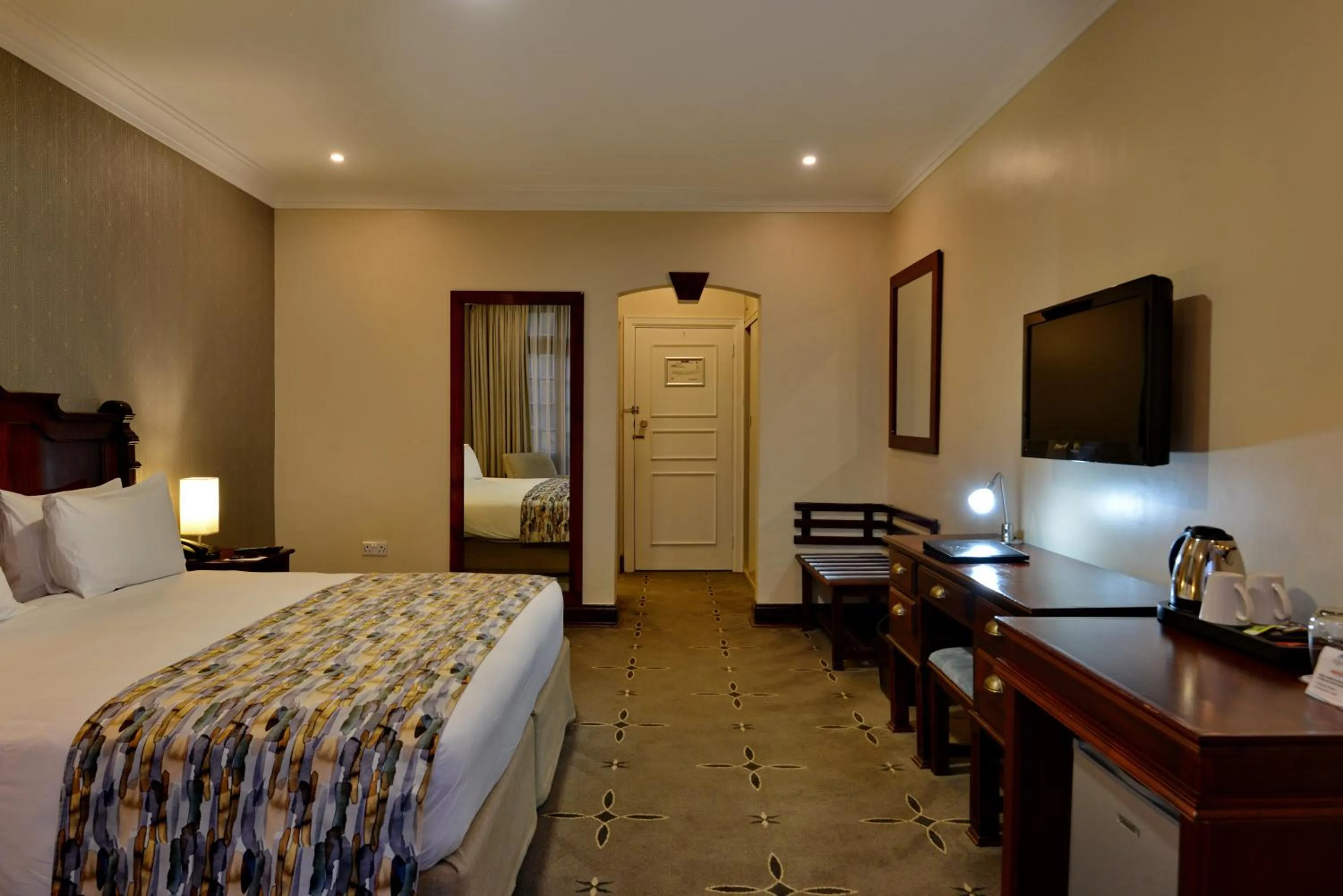 Photo of the whole room, Bed in Troutbeck Resort