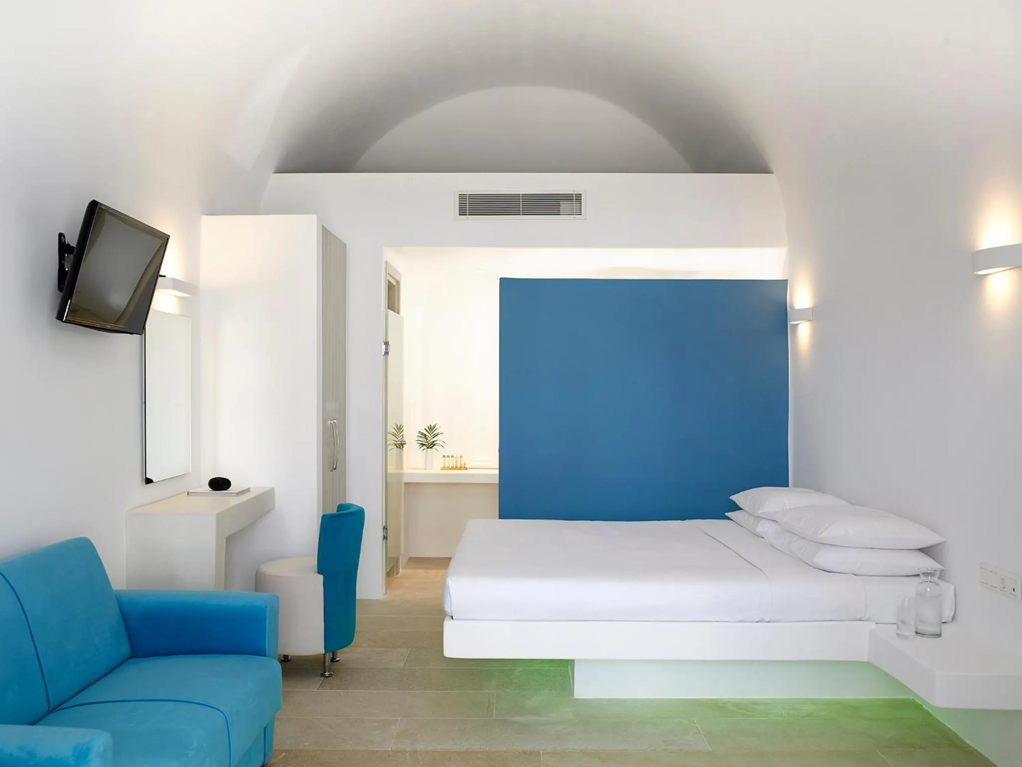 Bedroom, Bed in Aurora Santorini