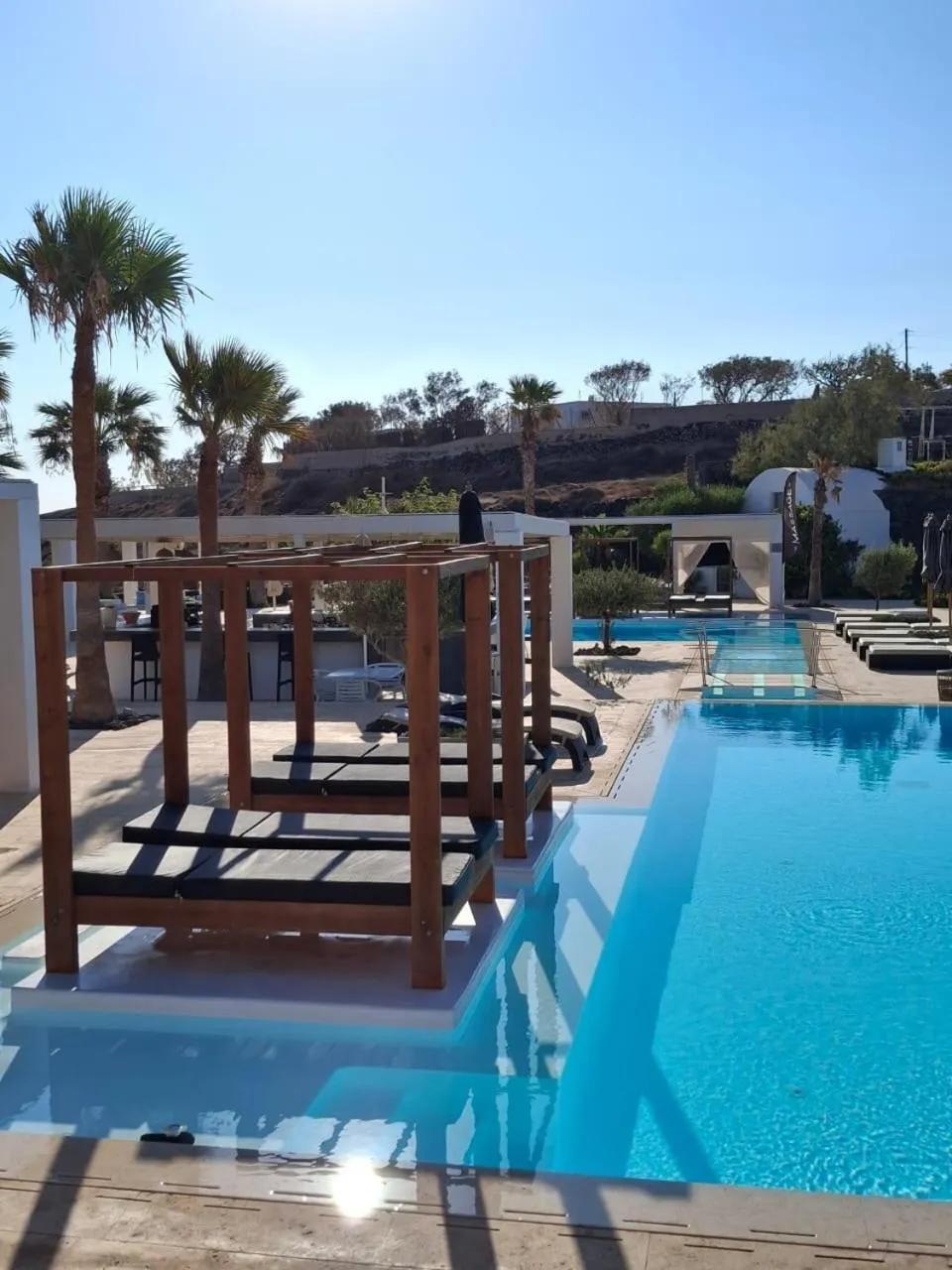Swimming pool in Aurora Santorini