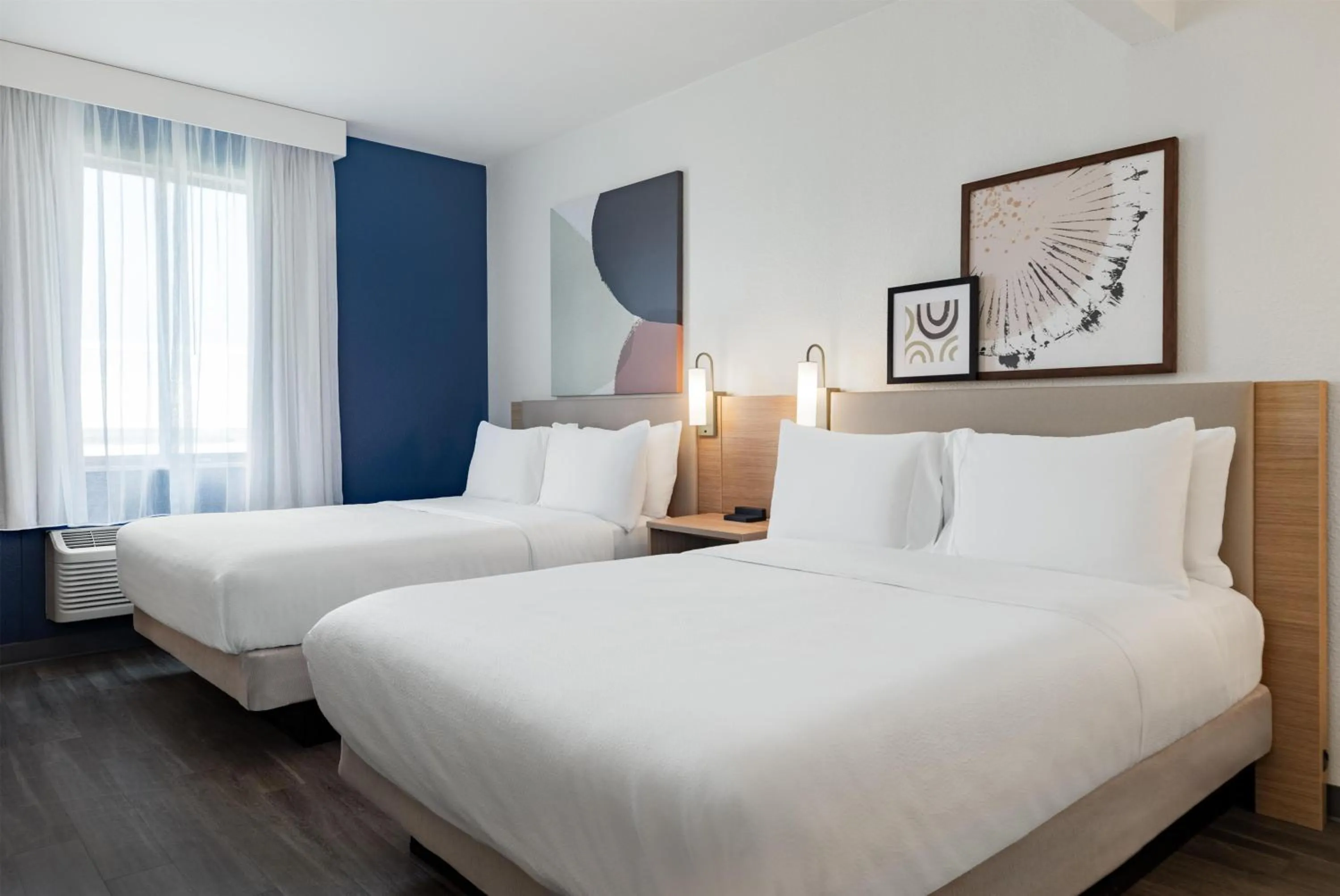 Bed in Spark by Hilton Indianapolis Northeast Fishers