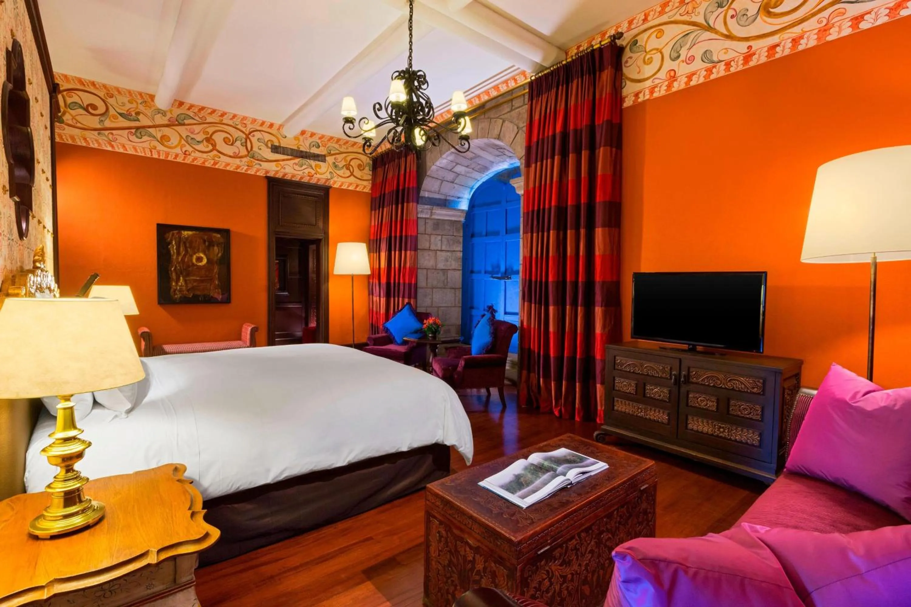 Bedroom, Bed in Palacio del Inka, a Luxury Collection Hotel, Cusco