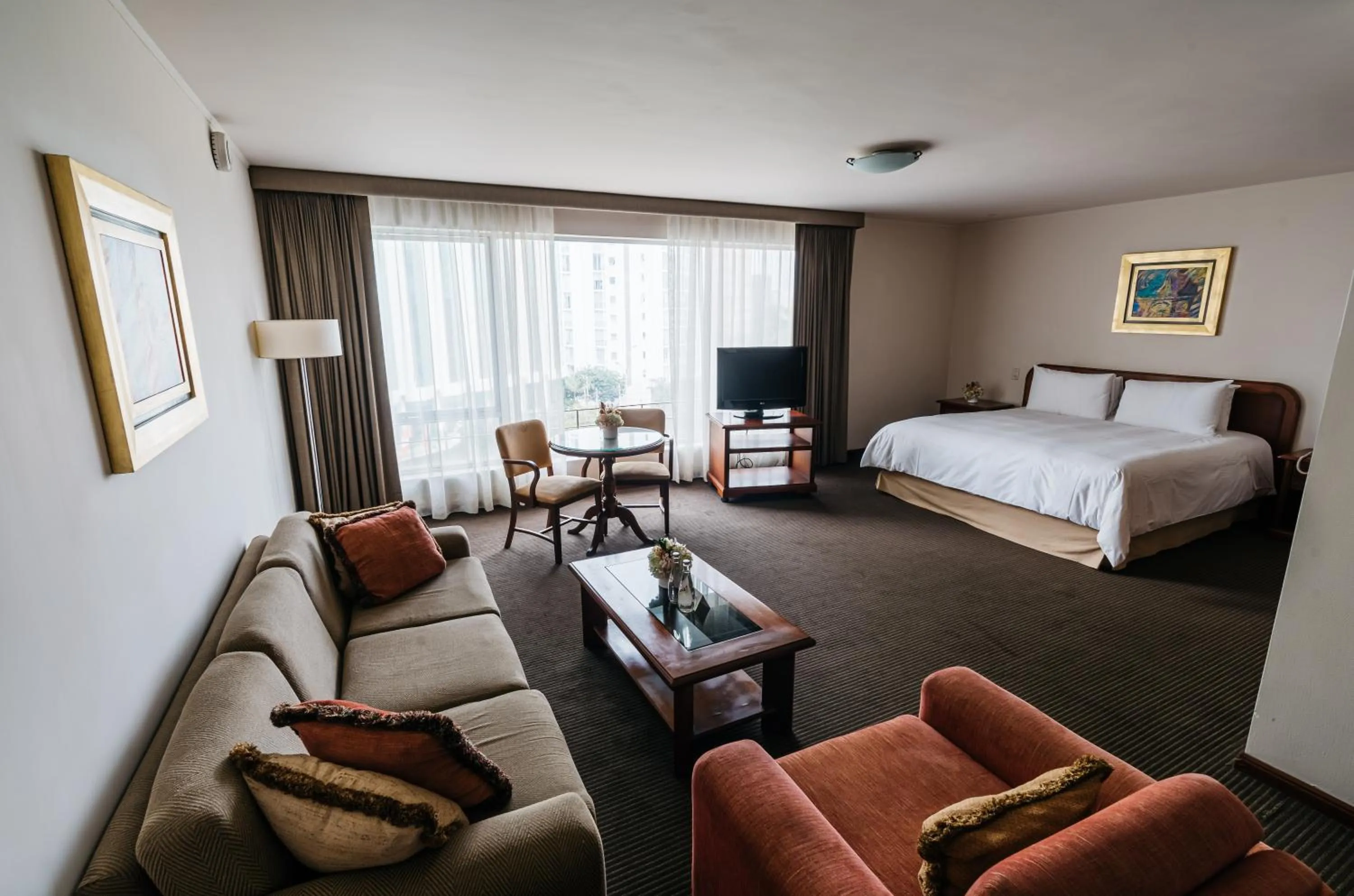 TV and multimedia, Bed in BTH Hotel Lima Golf