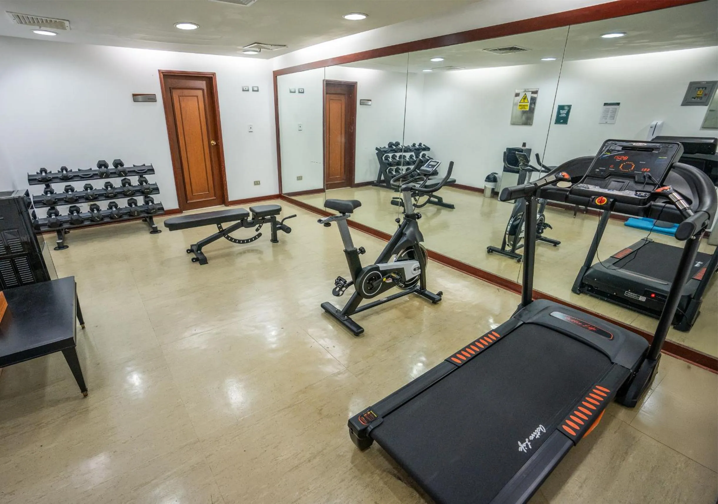 Fitness centre/facilities in BTH Hotel Lima Golf