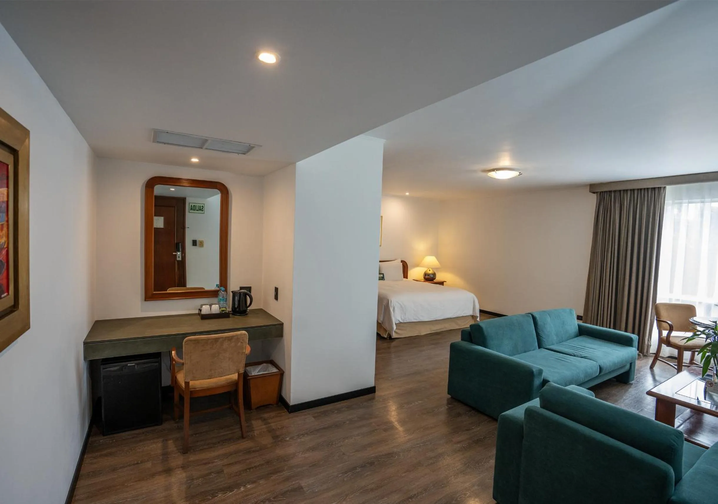 Decorative detail, Bed in BTH Hotel Lima Golf