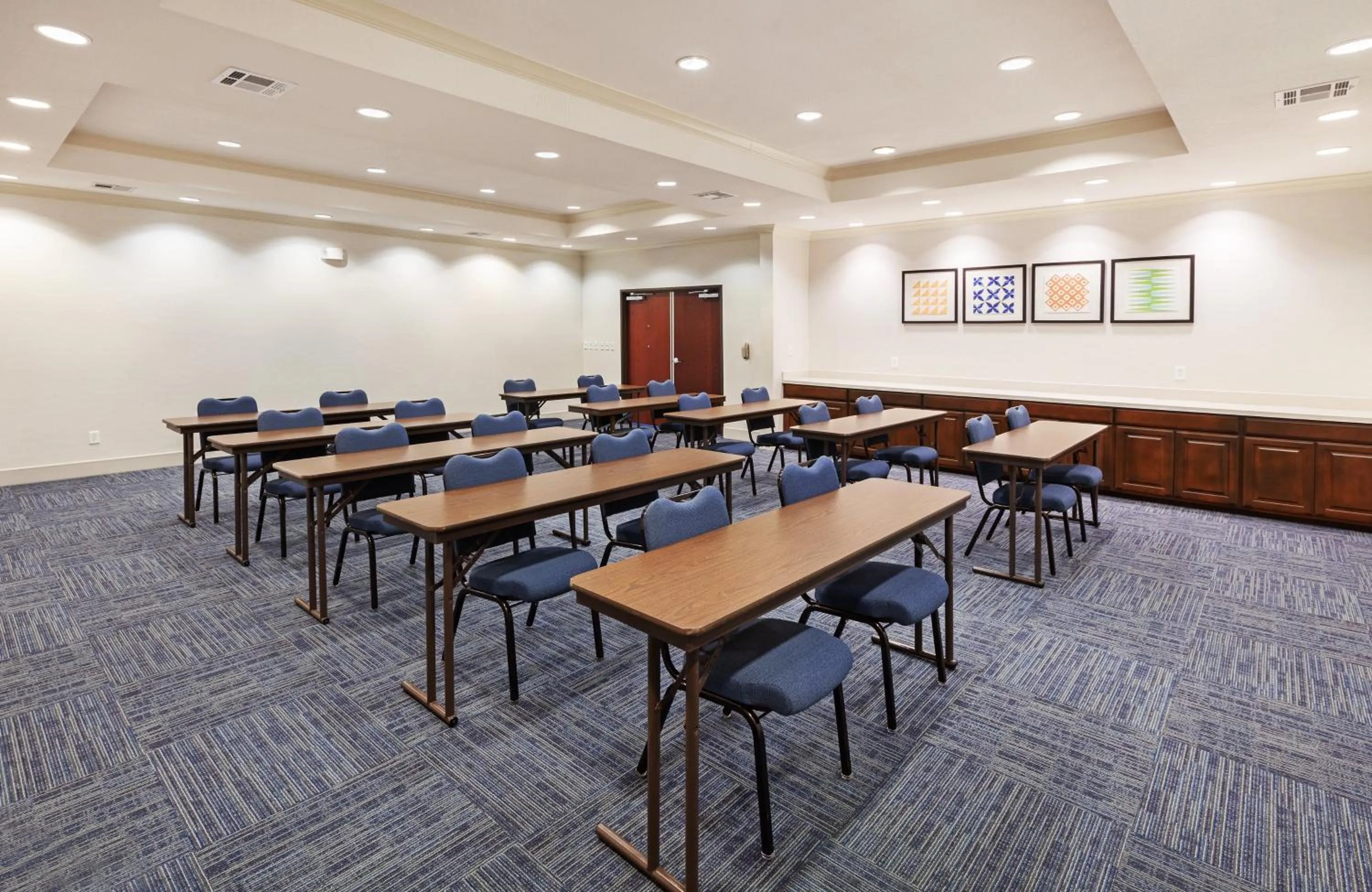Meeting/conference room in Holiday Inn Express Hotel and Suites Jasper by IHG