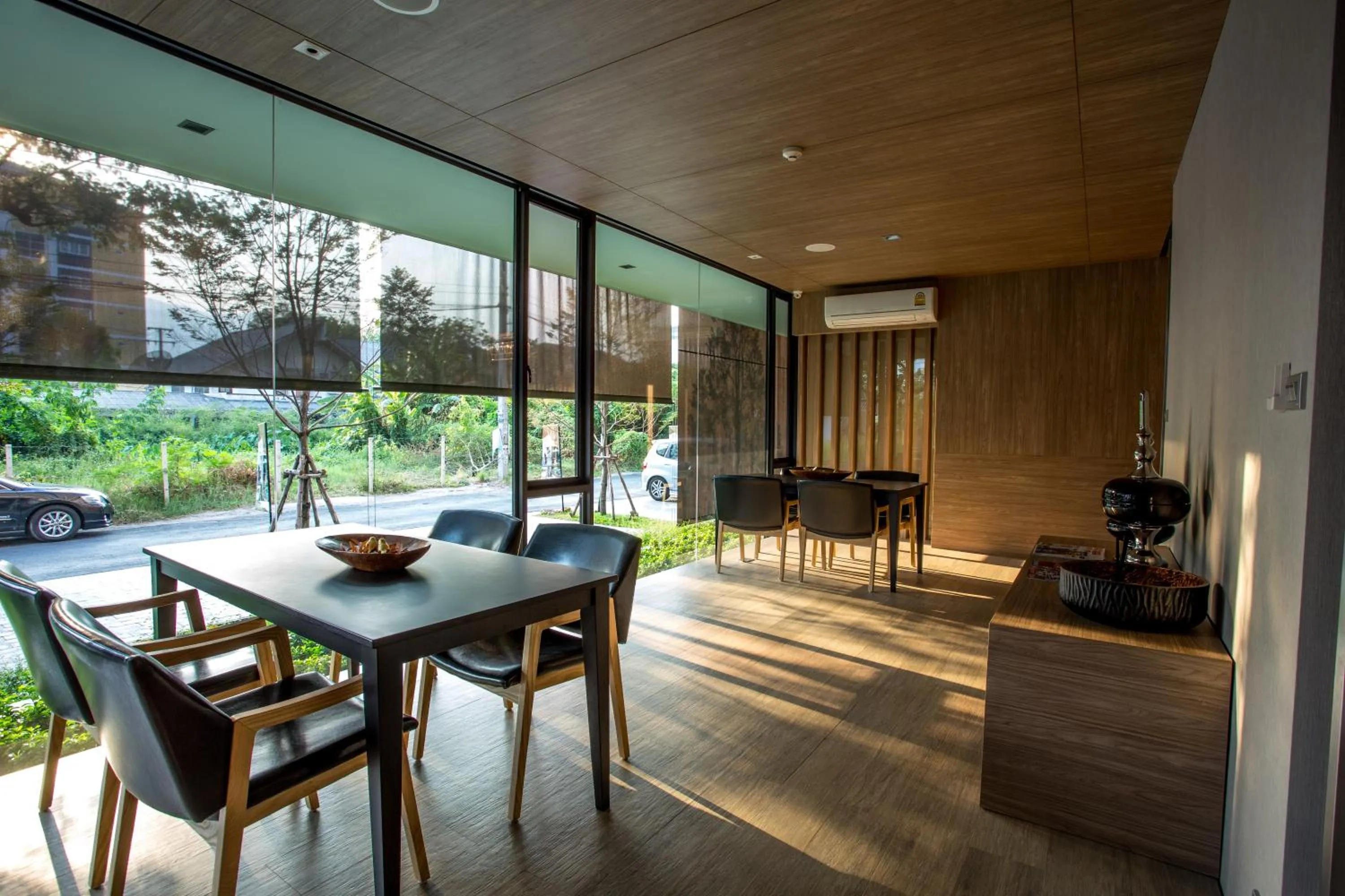 Dining area in Hyde Park Chiangmai