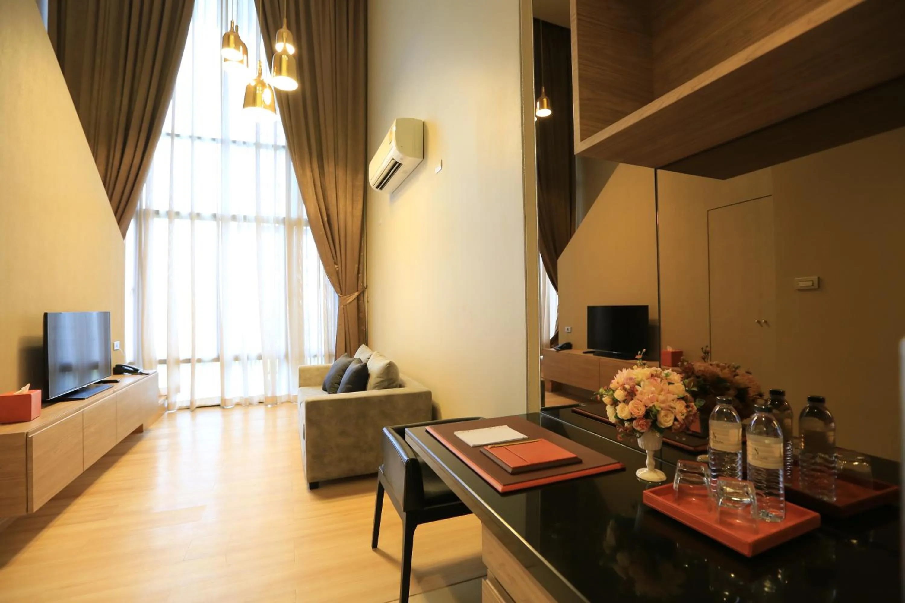 Communal lounge/ TV room in Hyde Park Chiangmai