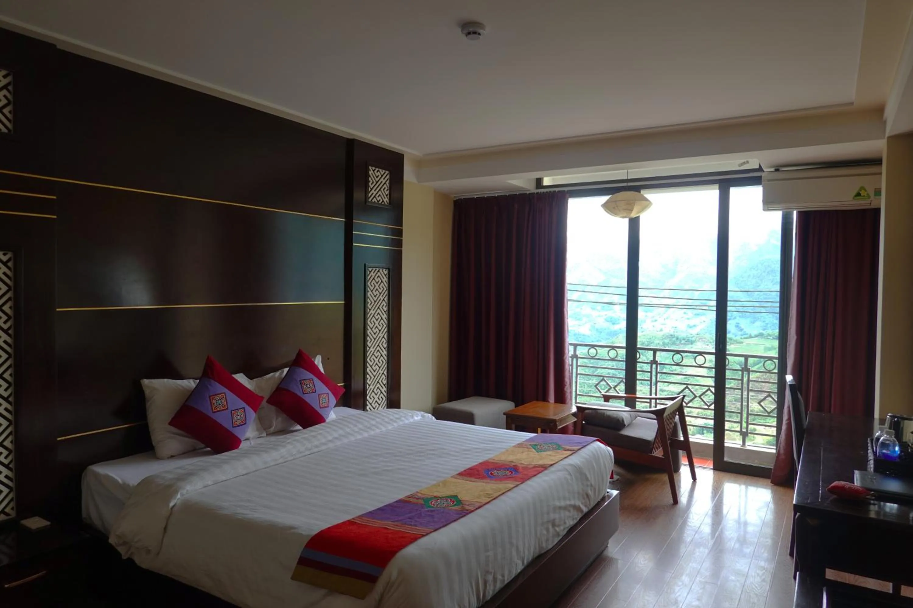 Bed in Sapa Vista Hotel