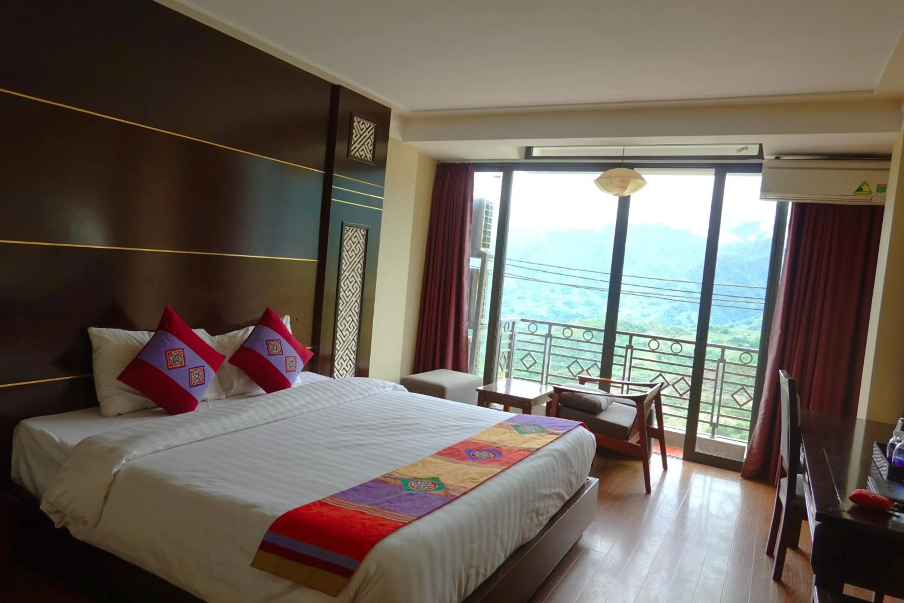 Bed in Sapa Vista Hotel