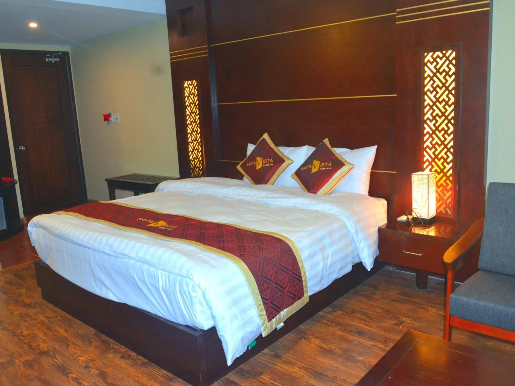 Balcony/Terrace, Bed in Sapa Vista Hotel