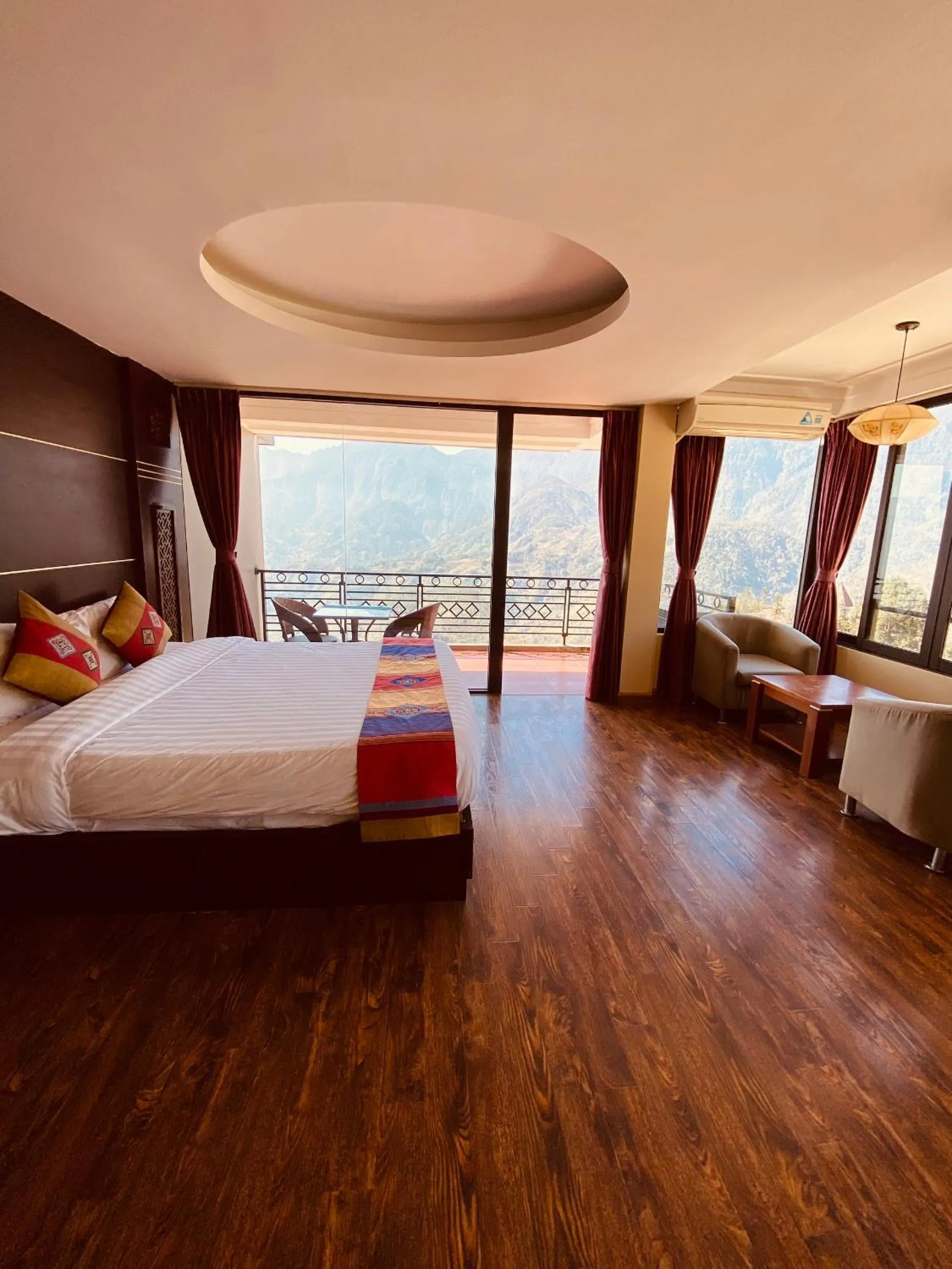 Bed in Sapa Vista Hotel