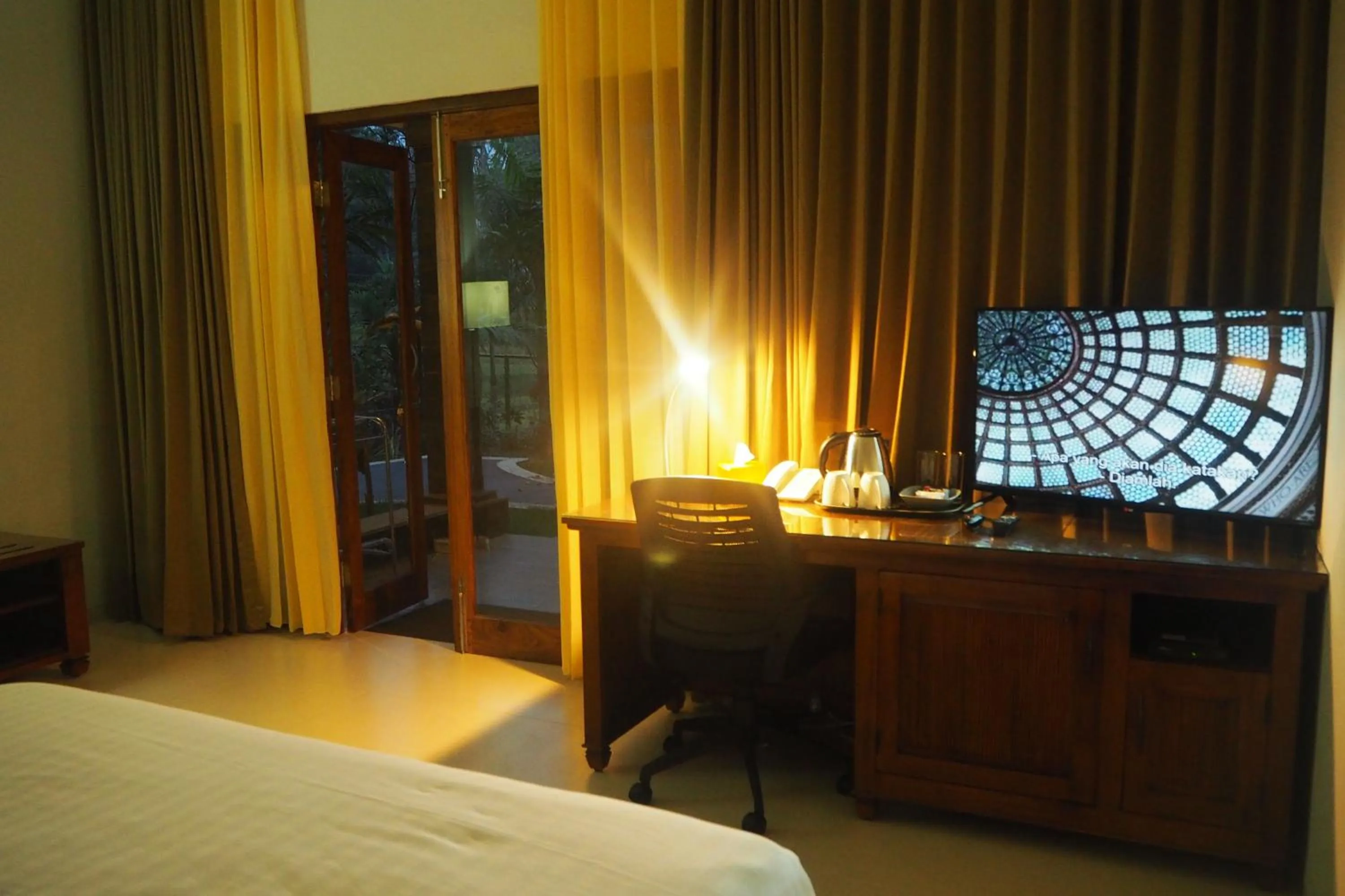 TV and multimedia, Bed in The Gecho Inn Country