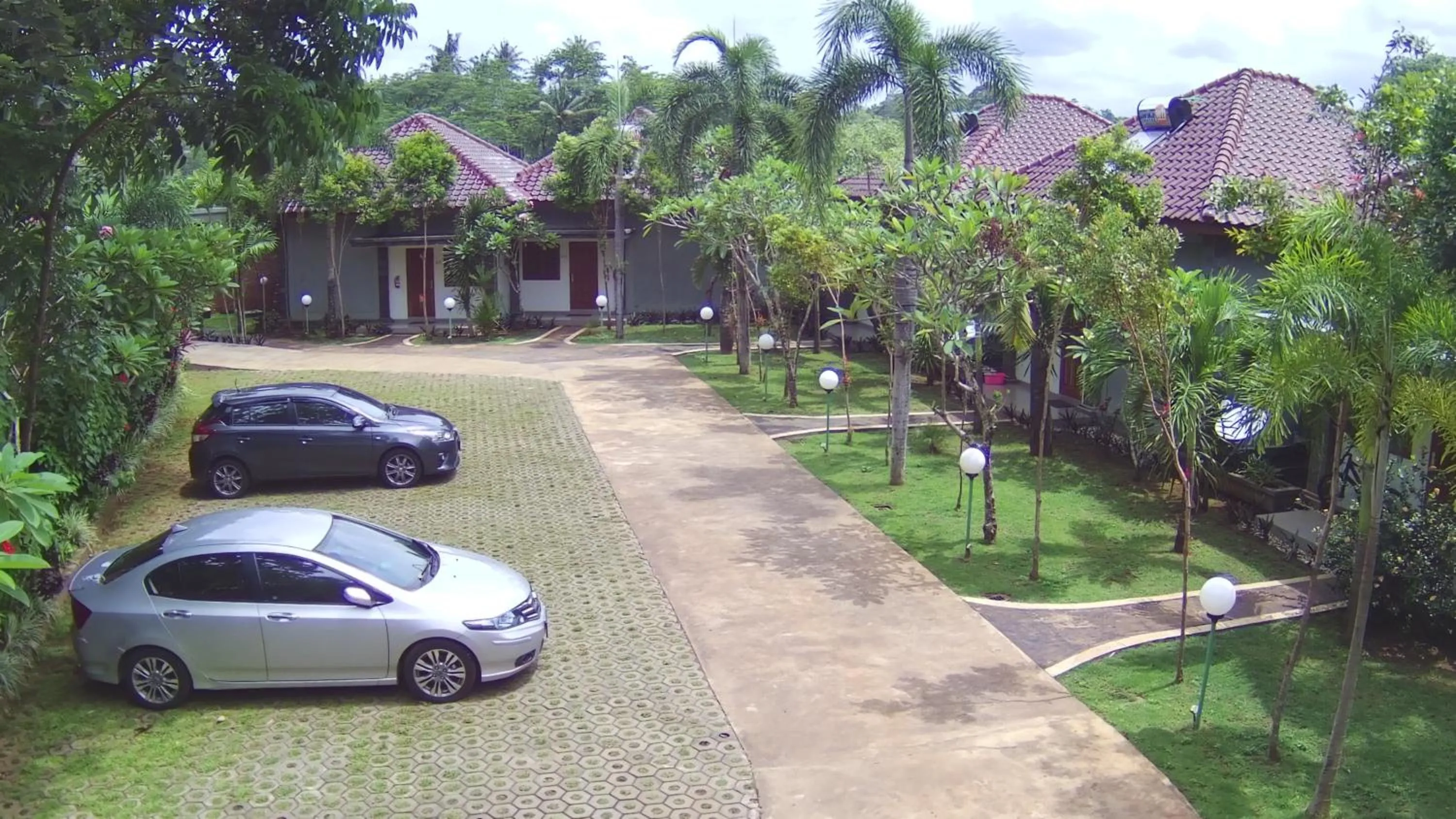 The Gecho Inn Country