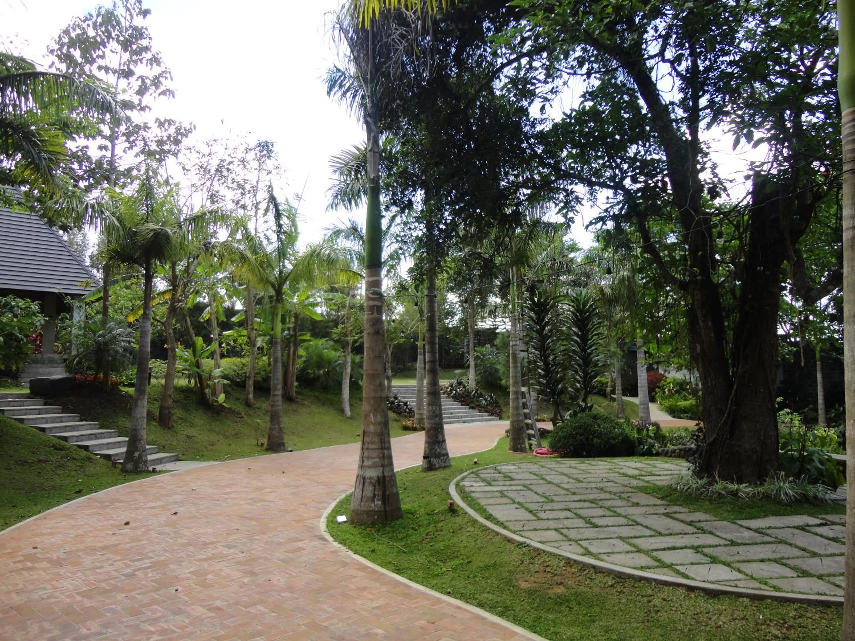 Property building in Abagatan ti Manila