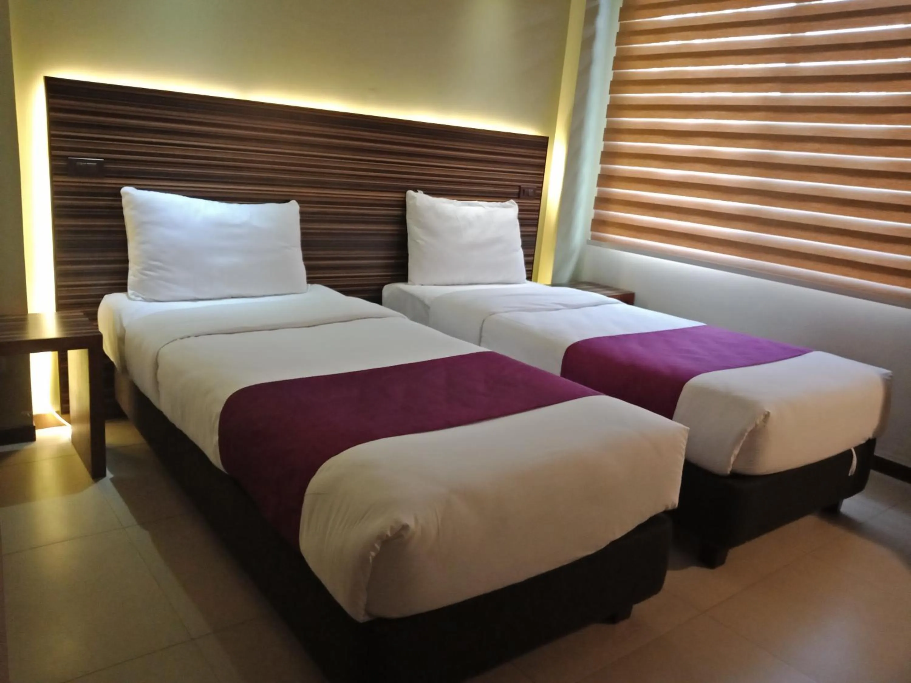 Bed in Abagatan ti Manila