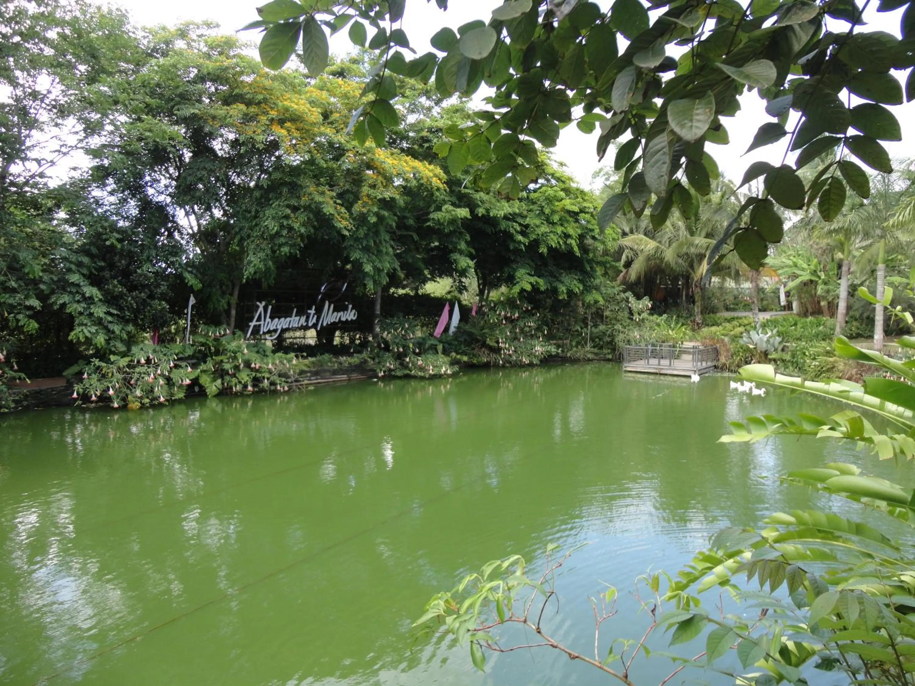 Property building in Abagatan ti Manila