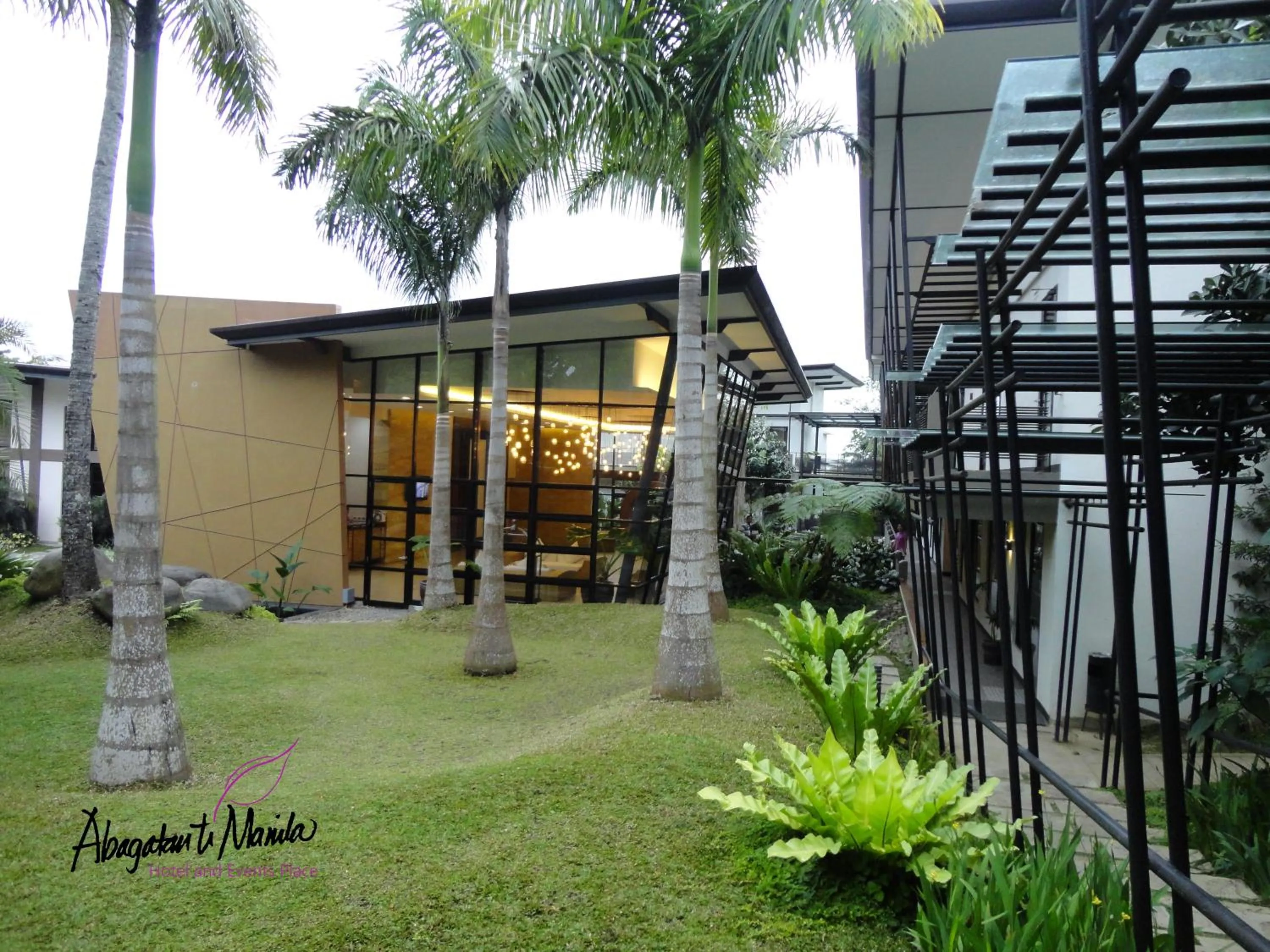 Garden view in Abagatan ti Manila