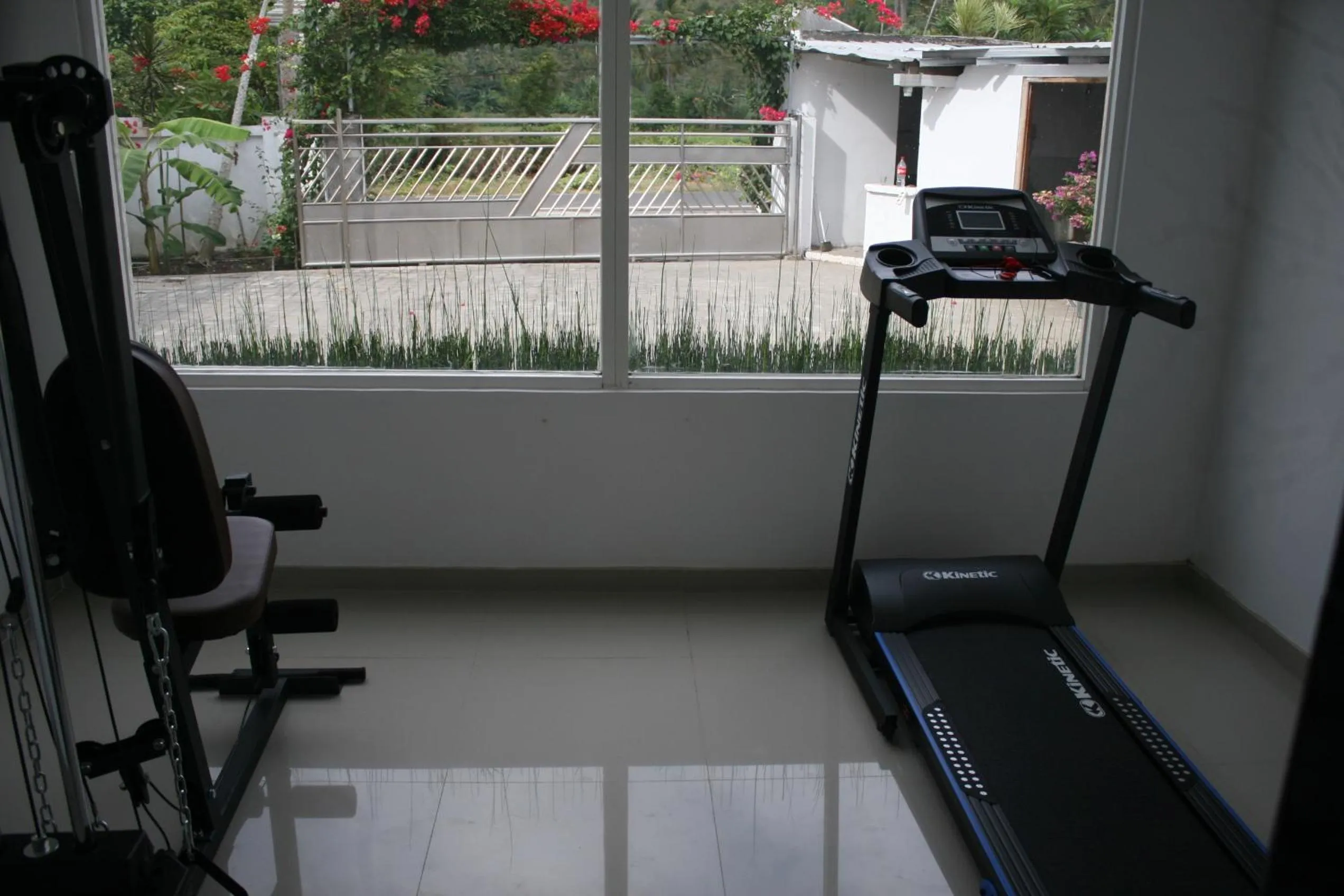 Fitness centre/facilities in Silver Fern Beach Retreat