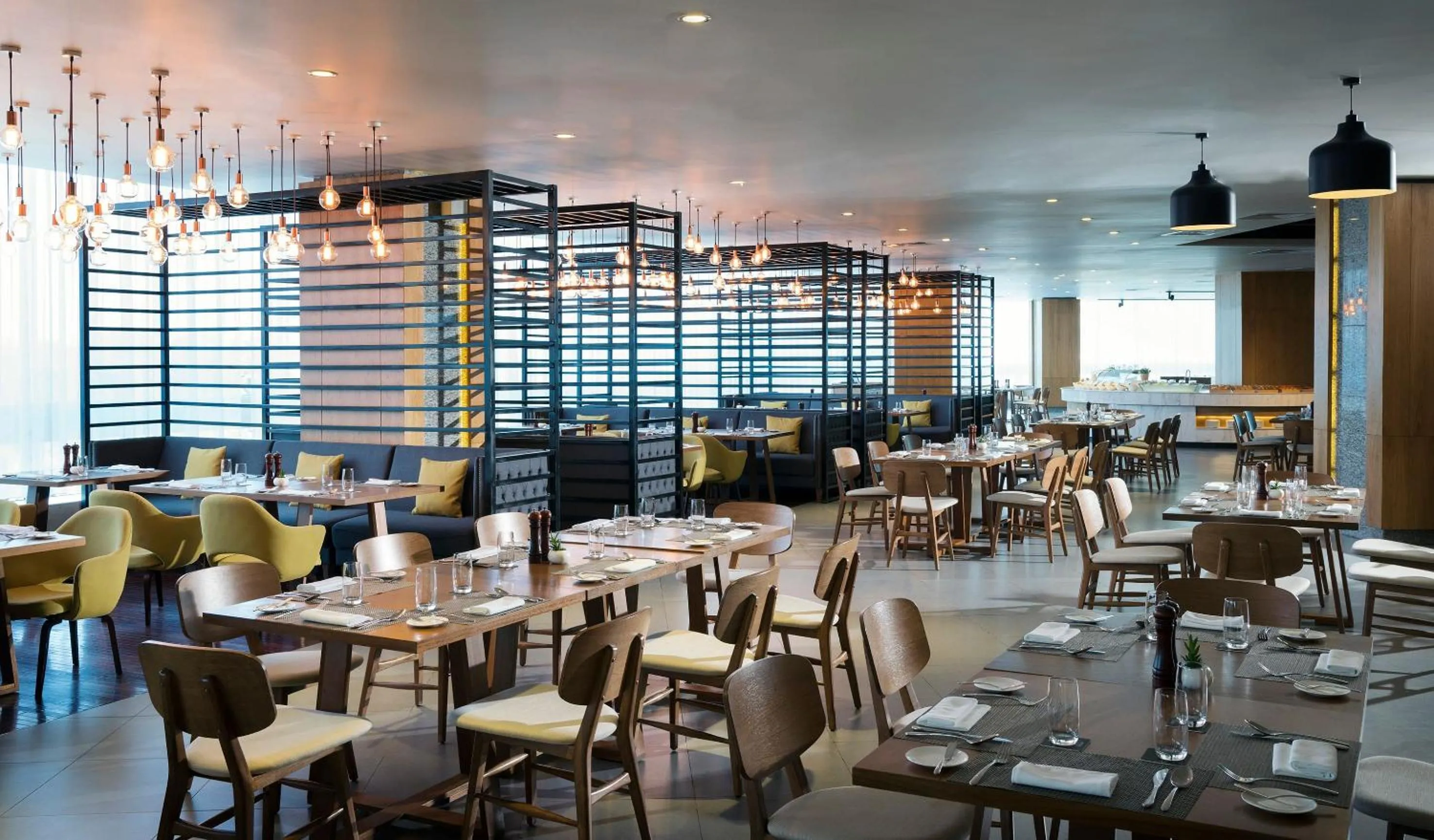 Restaurant/places to eat in Meliá Yangon