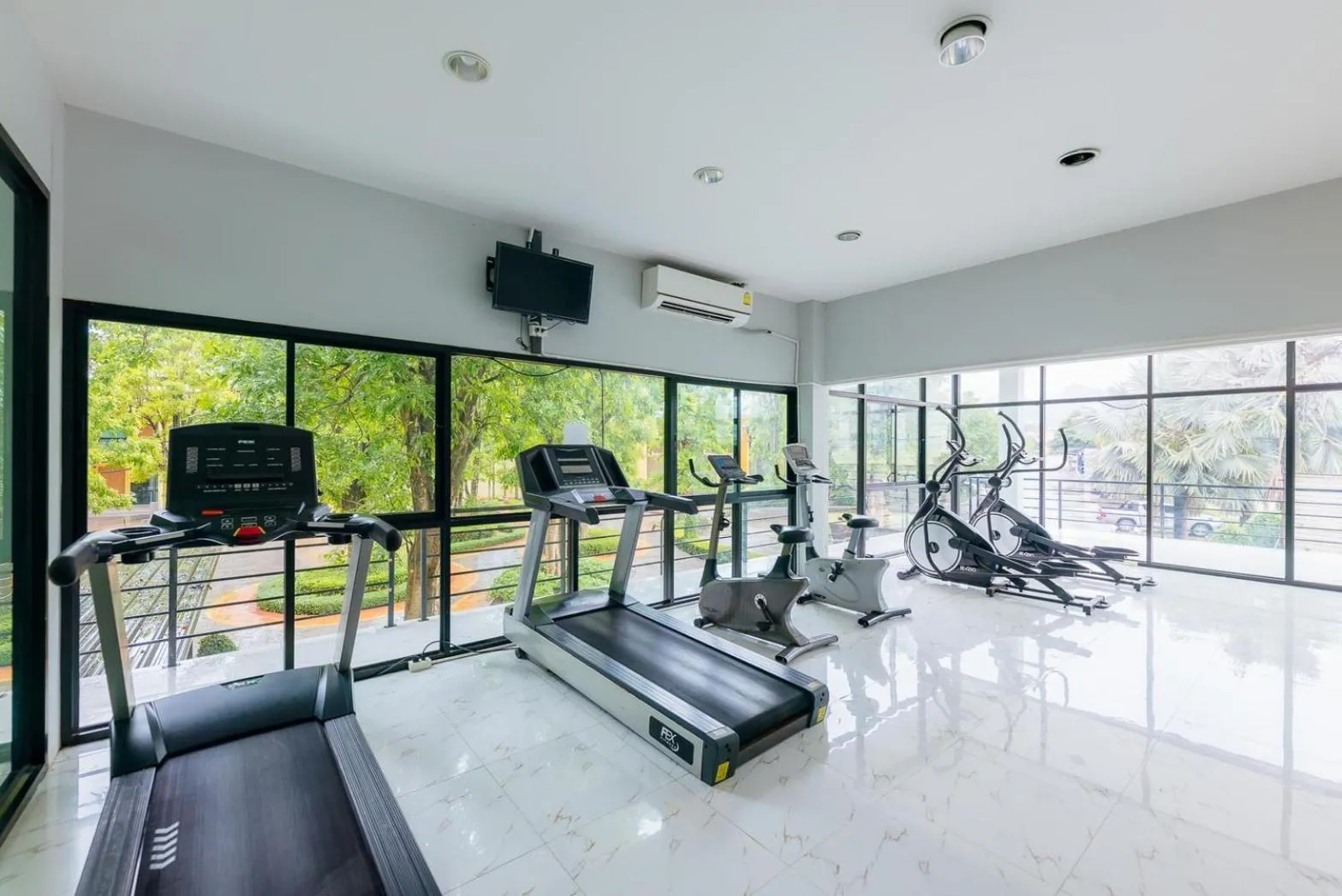 Fitness centre/facilities in The Room at Maesai