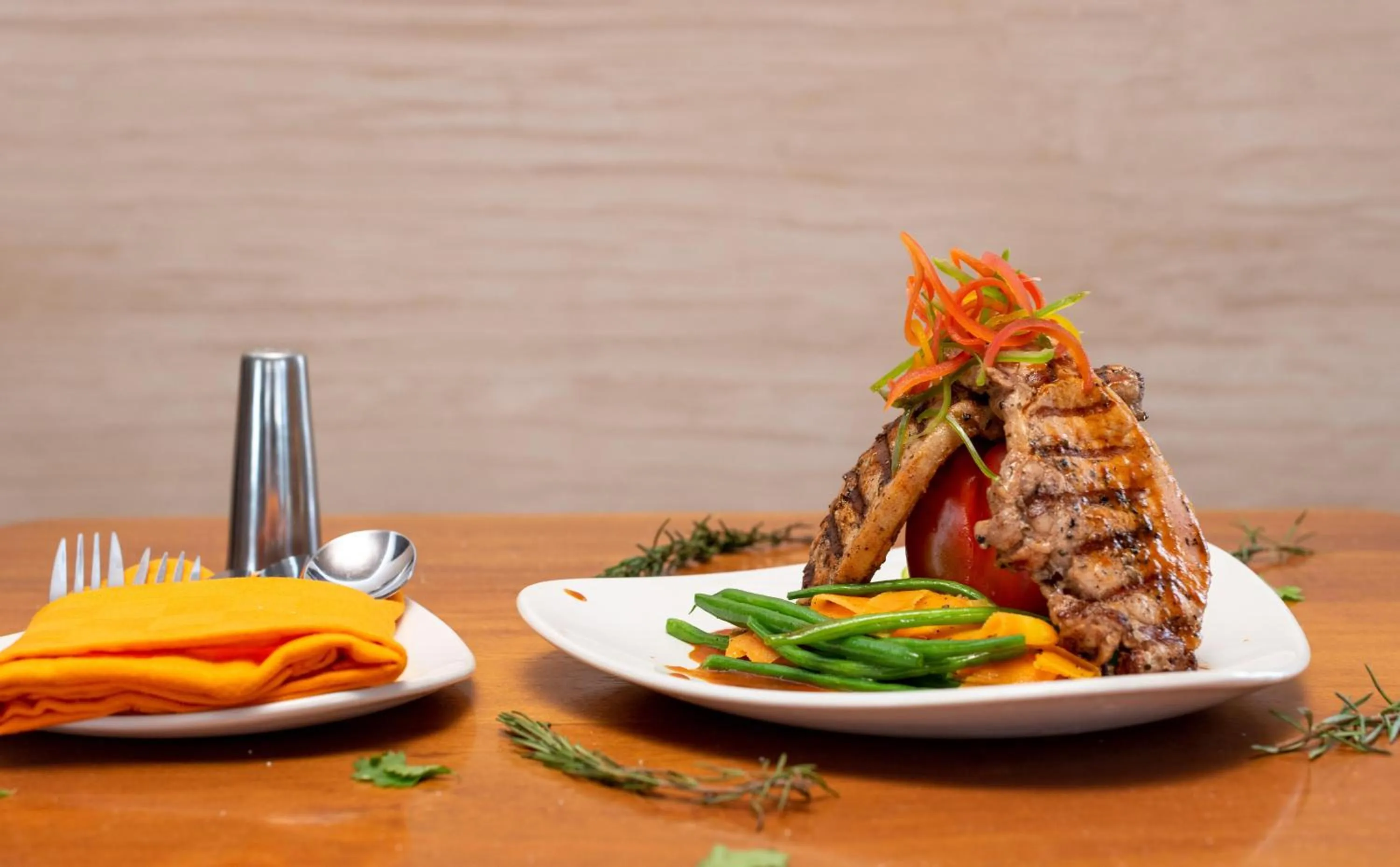 Lunch in Greenpark Sundowner