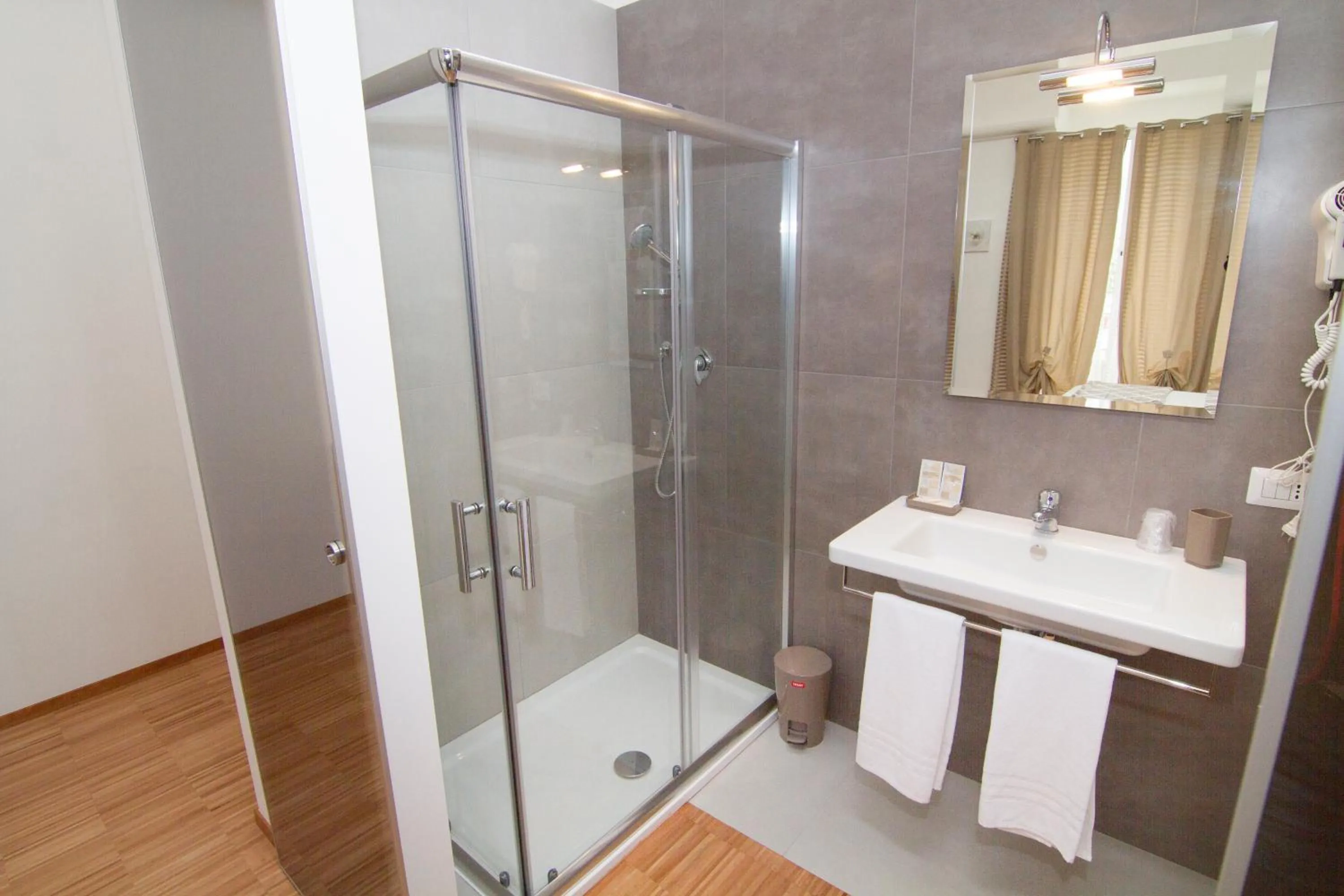 Bathroom in Al Bastione Relais Suite & Rooms