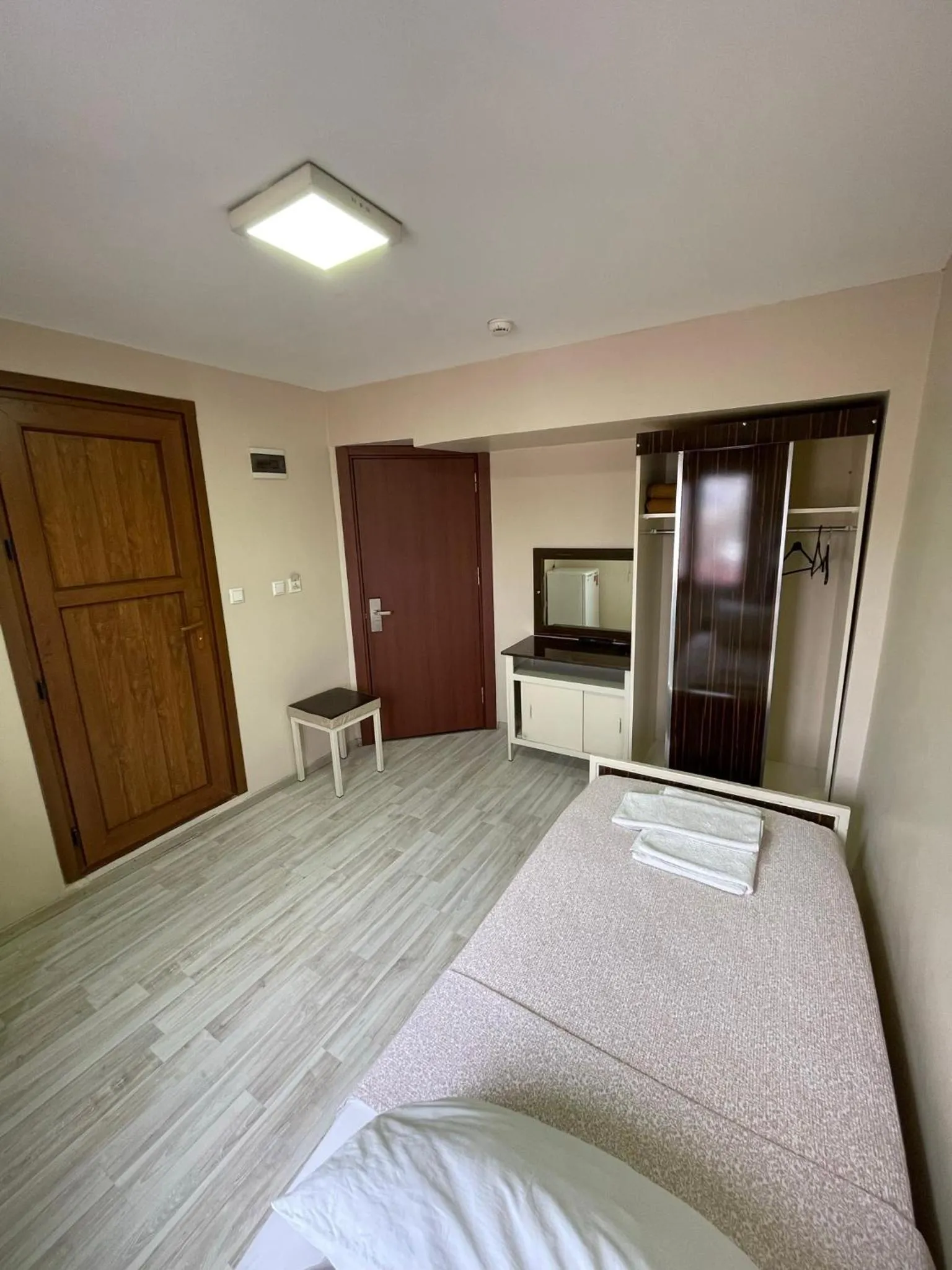 Bed in Beyoglu Huzur Hotel